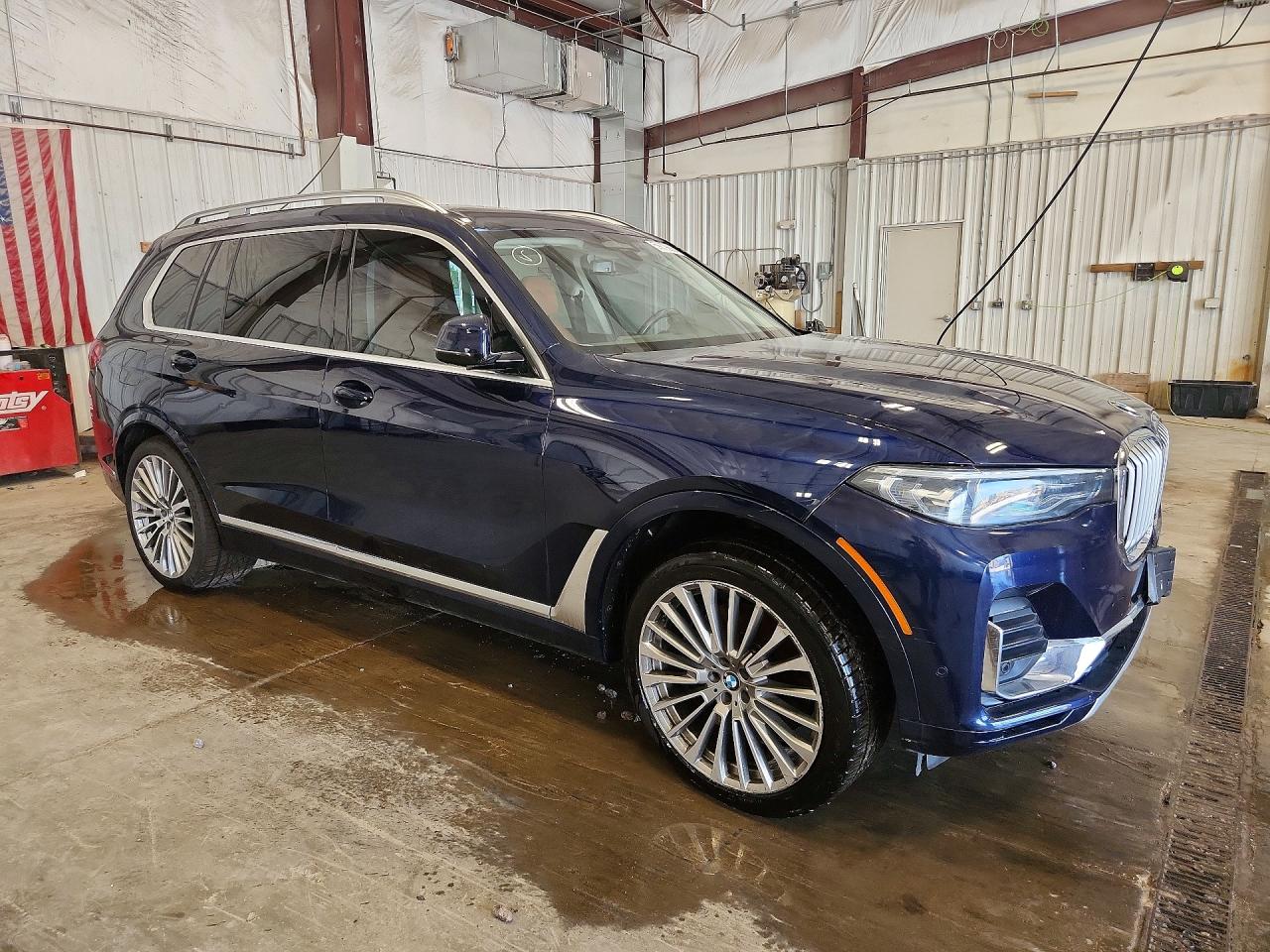 2022 Bmw X7 Xdrive40i Синий vin: 5UXCW2C08N9L24785