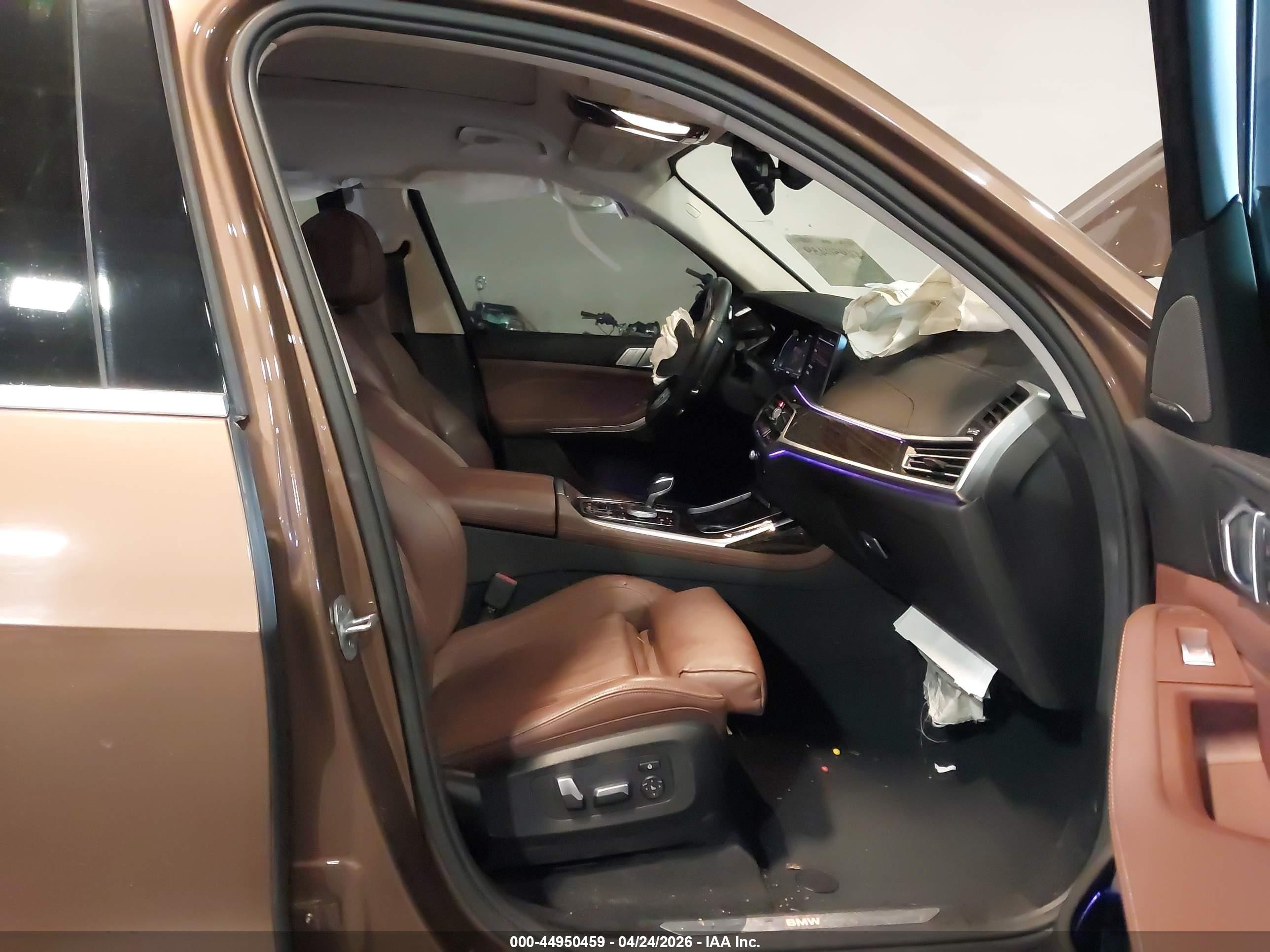 2019 Bmw X7 Xdrive40i Коричневый vin: 5UXCW2C54KLB43437