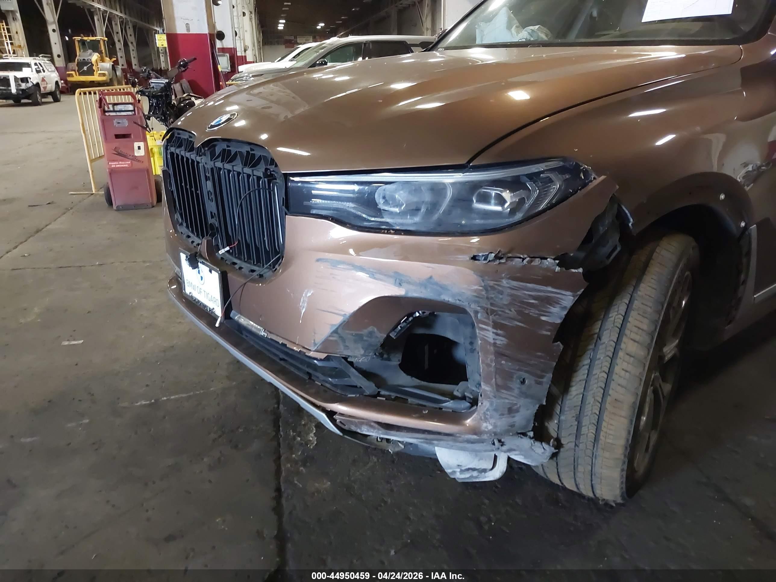 2019 Bmw X7 Xdrive40i Коричневый vin: 5UXCW2C54KLB43437