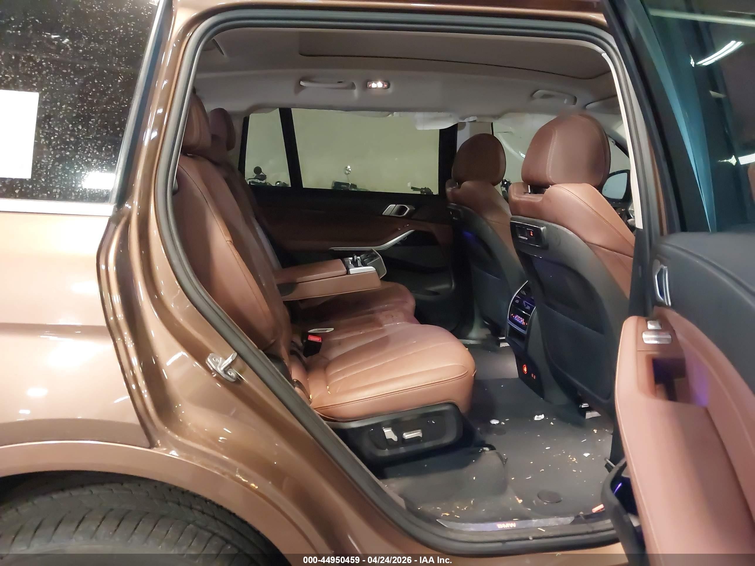 2019 Bmw X7 Xdrive40i Коричневый vin: 5UXCW2C54KLB43437