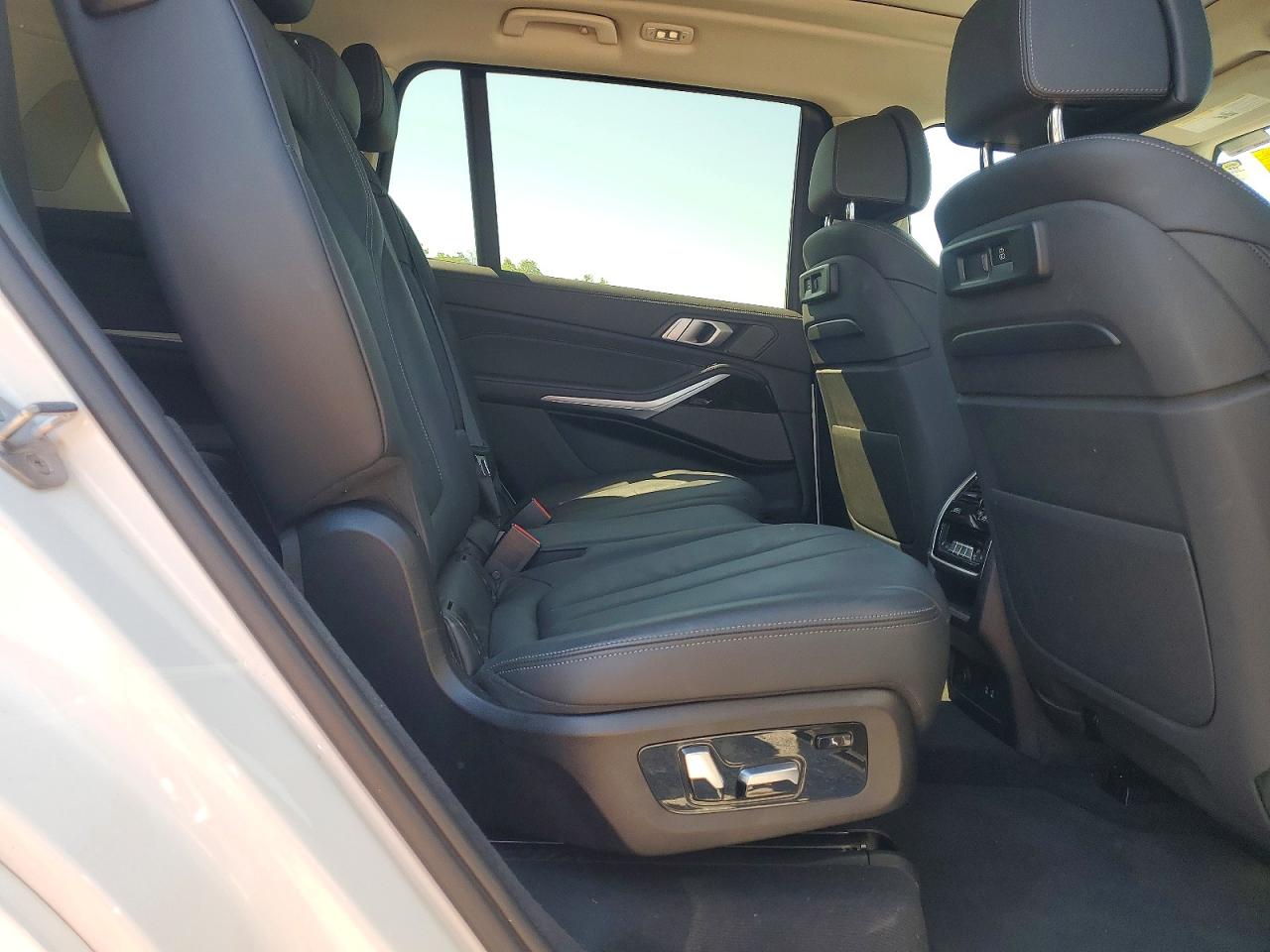 2019 Bmw X7 Xdrive50i White vin: 5UXCX4C53KLS36228
