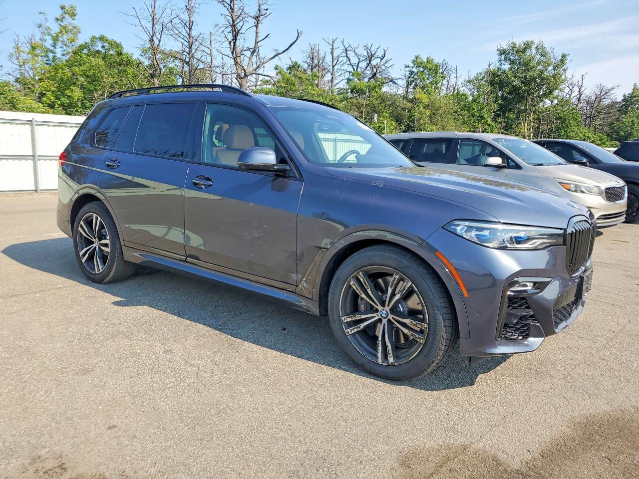2021 Bmw X7 M50i Черный vin: 5UXCX6C08M9F69334