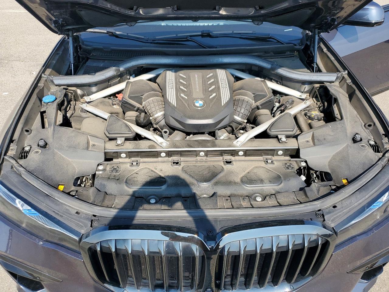 2021 Bmw X7 M50i Черный vin: 5UXCX6C08M9F69334