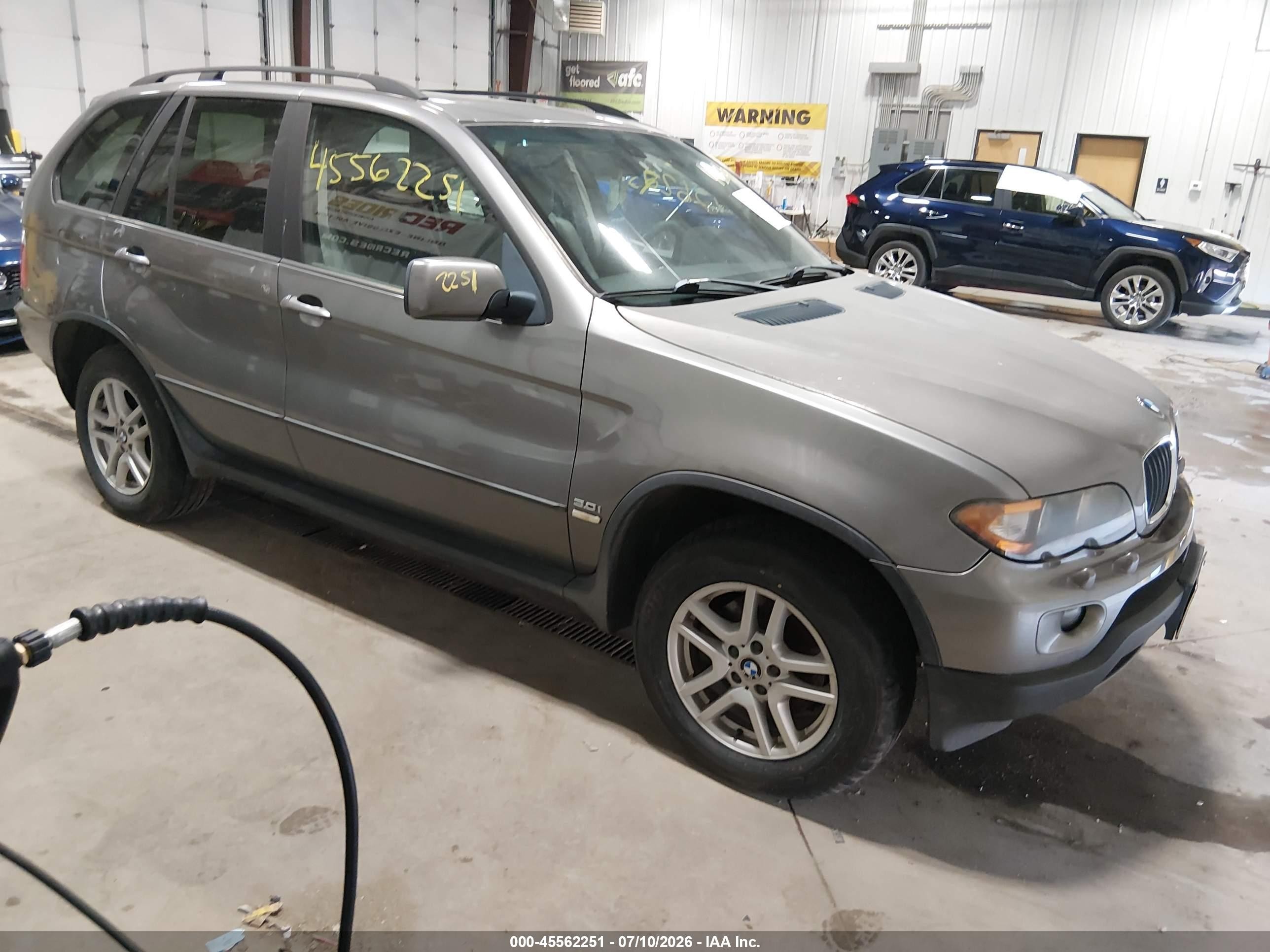 2004 Bmw X5 3.0i Beige vin: 5UXFA13524LU43189
