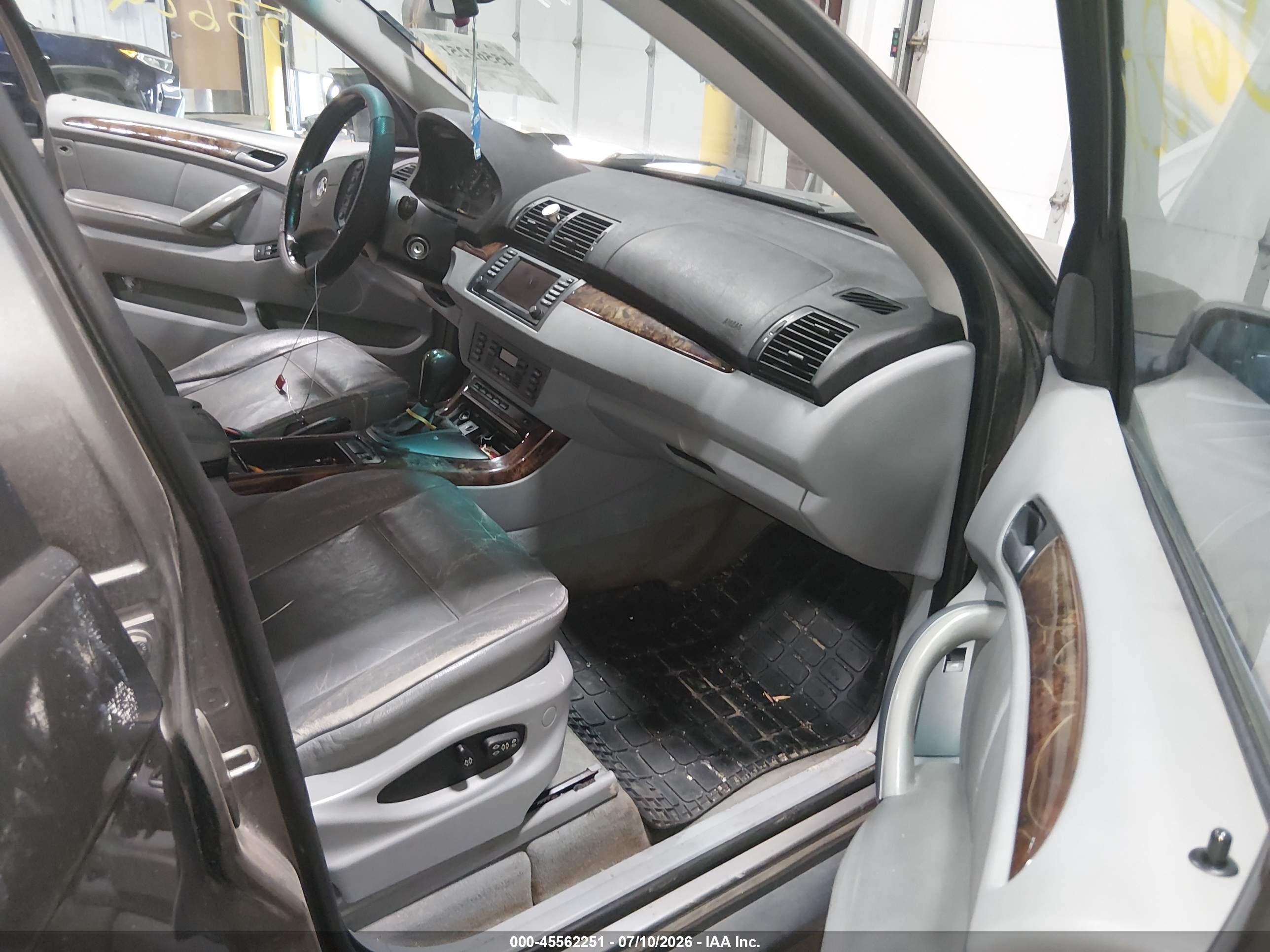 2004 Bmw X5 3.0i Beige vin: 5UXFA13524LU43189