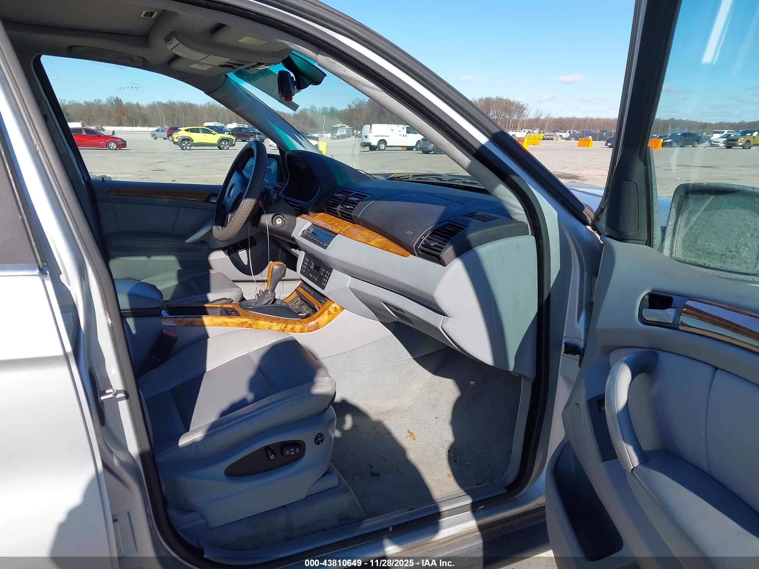 2002 Bmw X5 4.4i Silver vin: 5UXFB33532LH36513