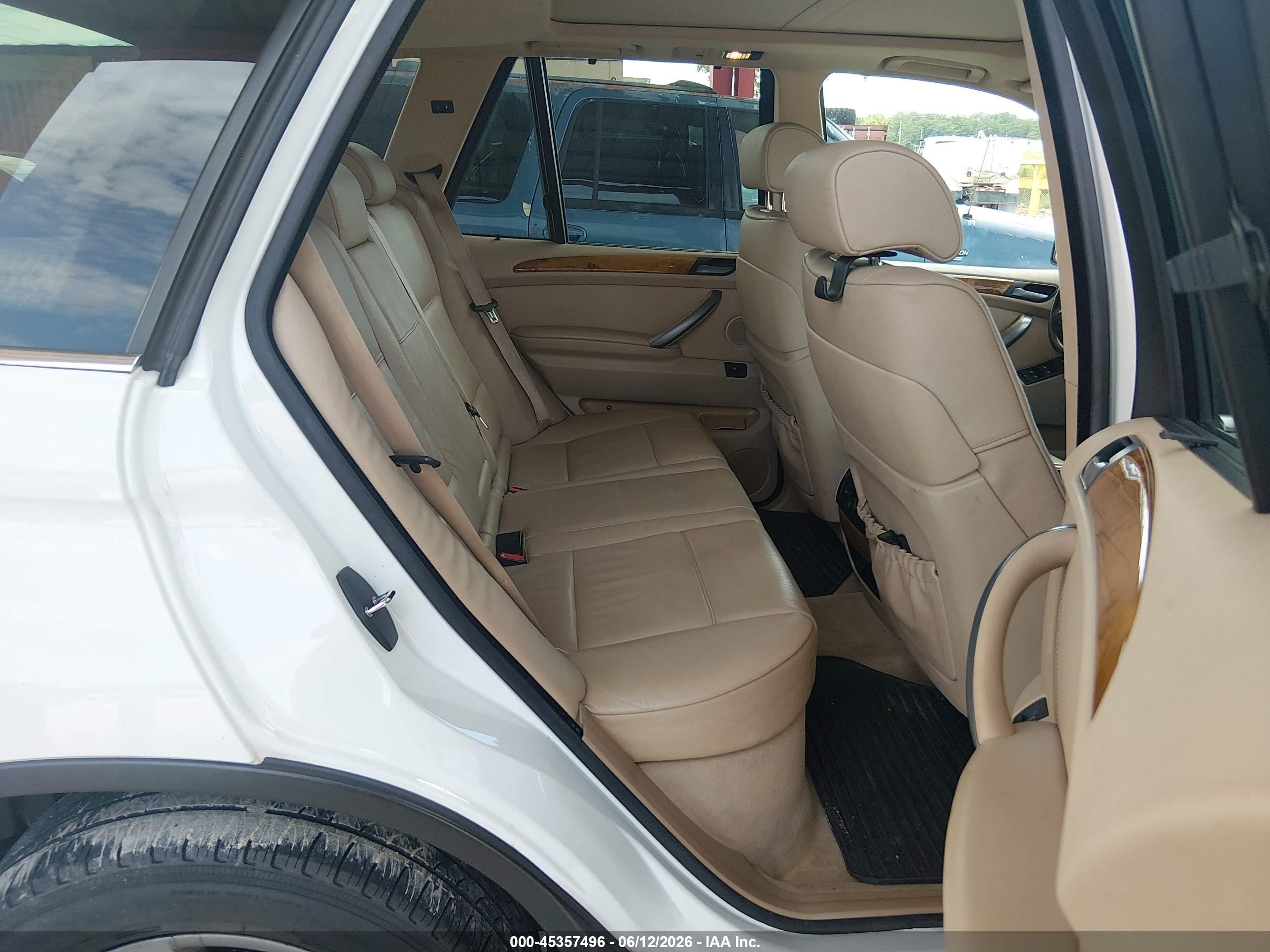 2006 Bmw X5 4.4i White vin: 5UXFB53536LV28839