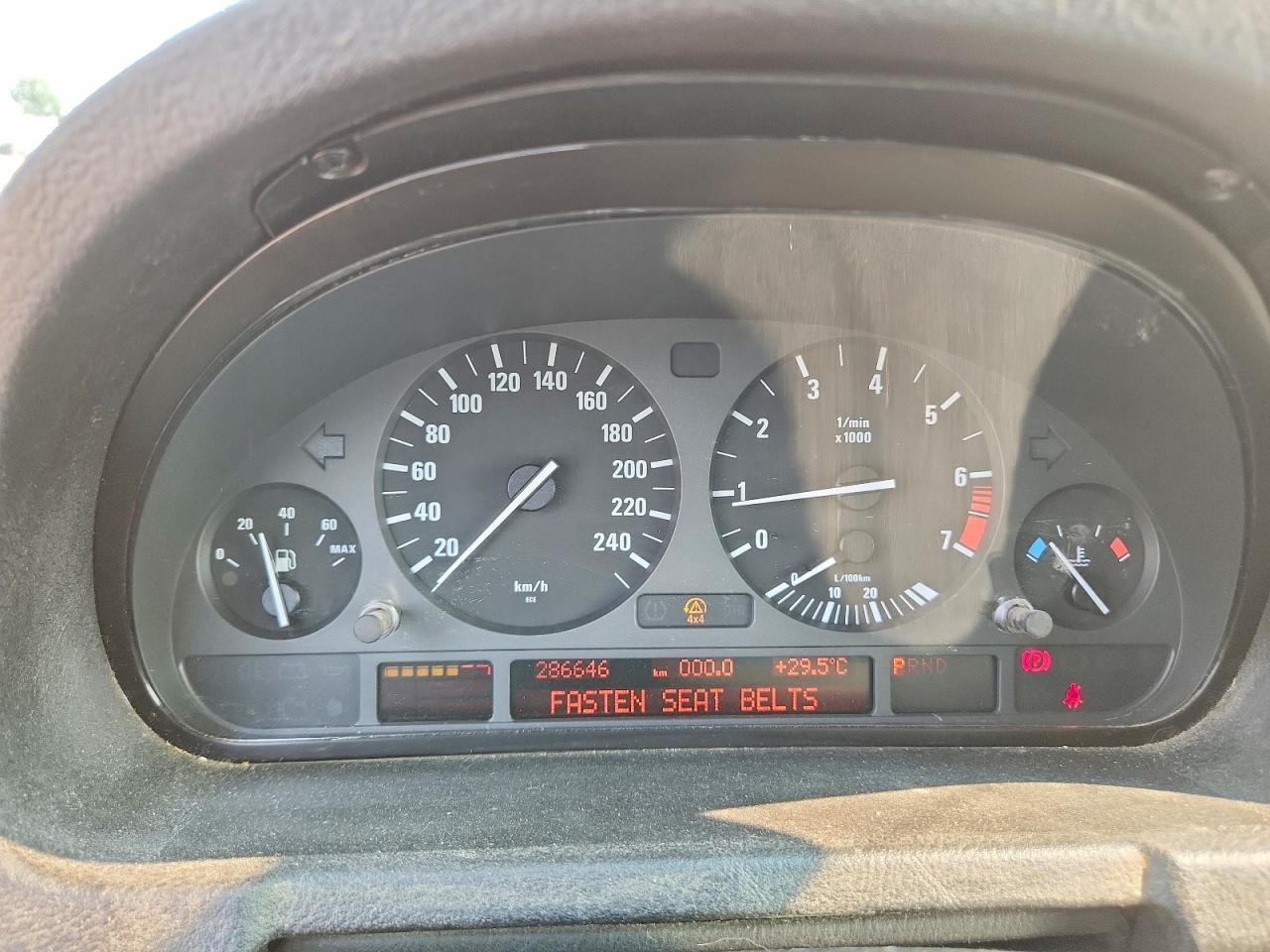 2005 Bmw X5 4.4i Silver vin: 5UXFB53545LV10672
