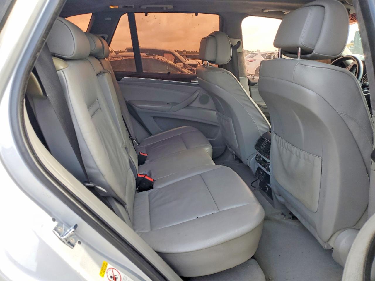 2008 Bmw X5 3.0i Silver vin: 5UXFE43538L007897