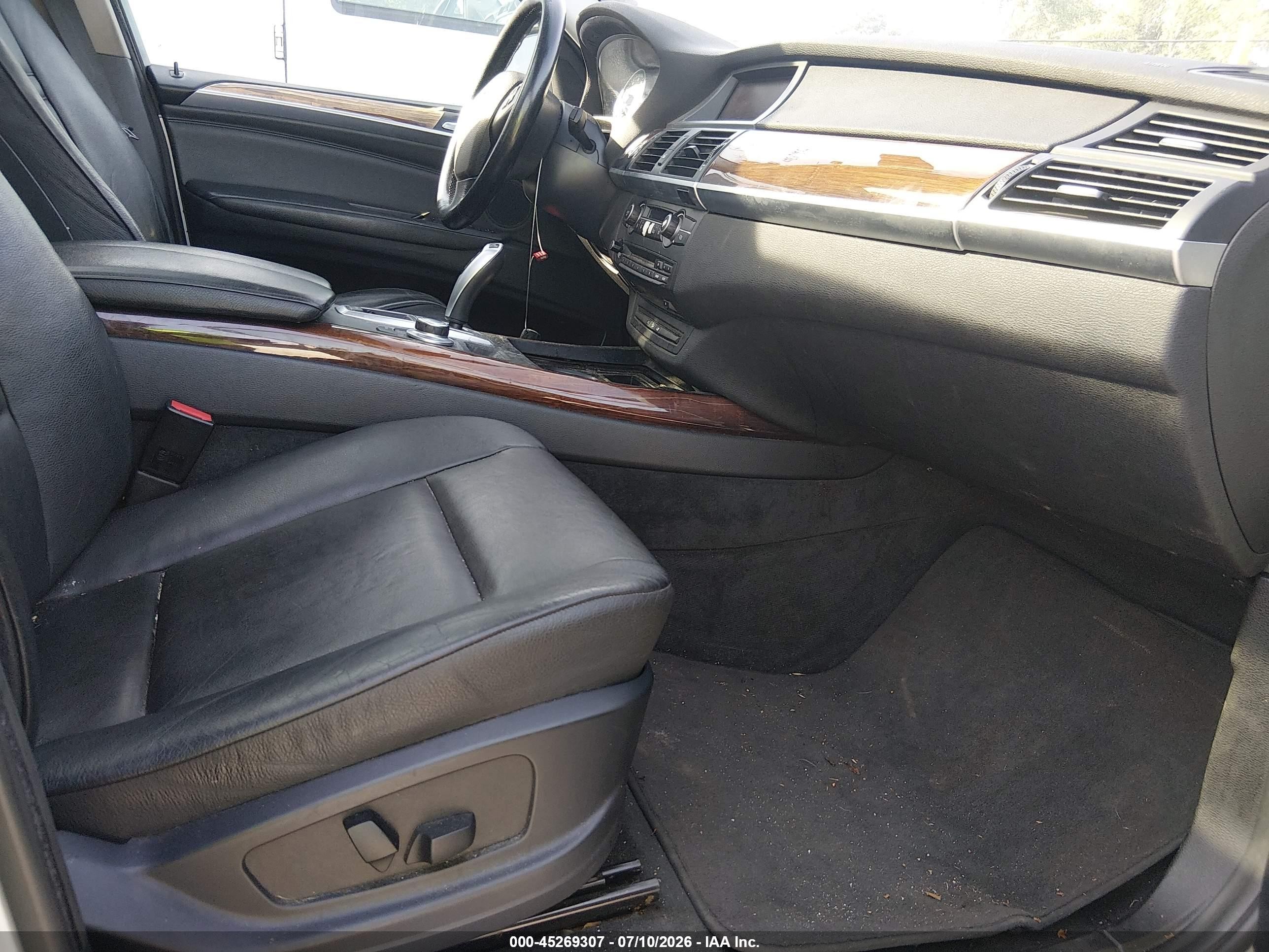 2008 Bmw X5 3.0si Серебряный vin: 5UXFE43538L024277