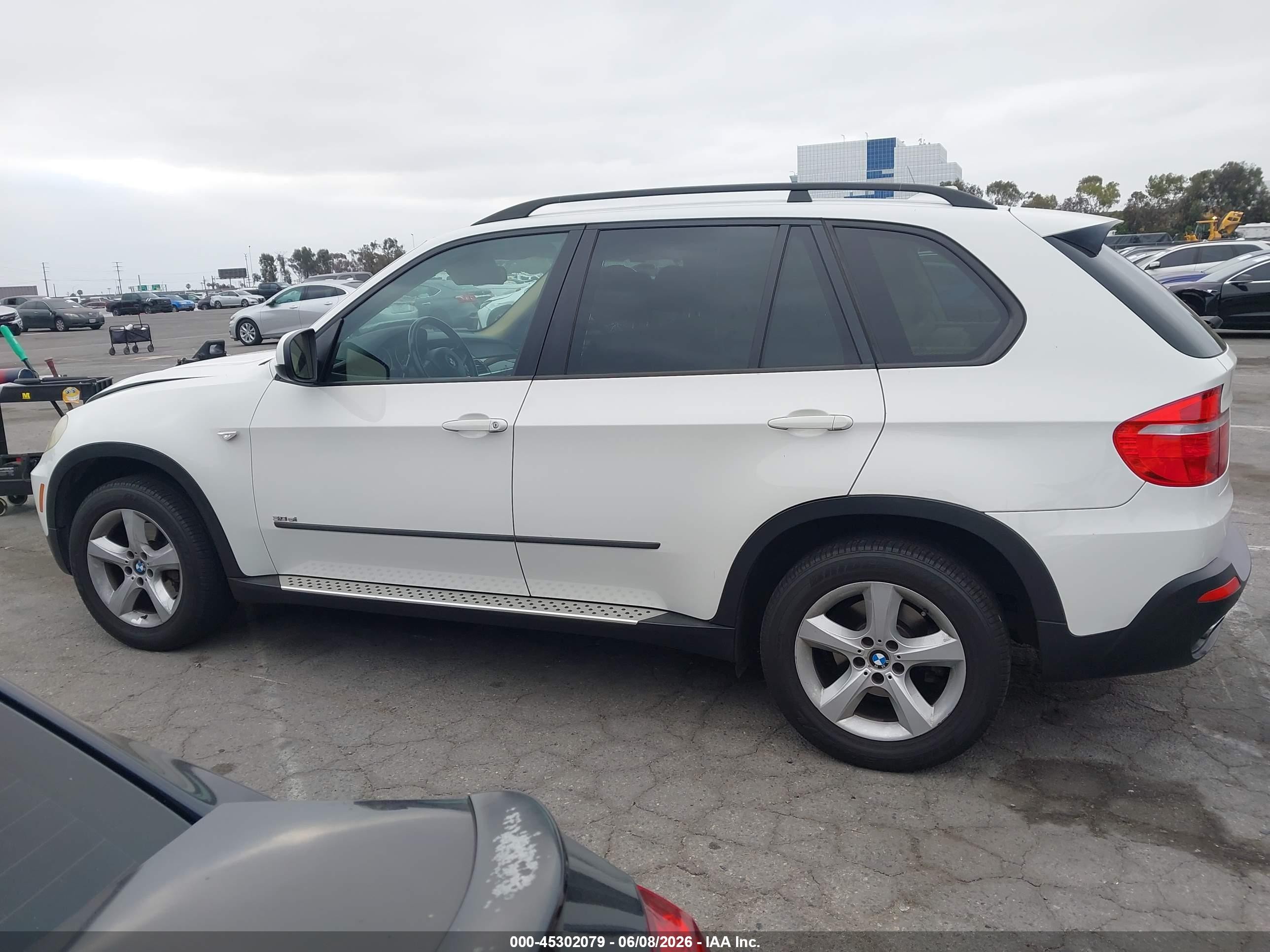 2008 Bmw X5 3.0si White vin: 5UXFE43538L034243