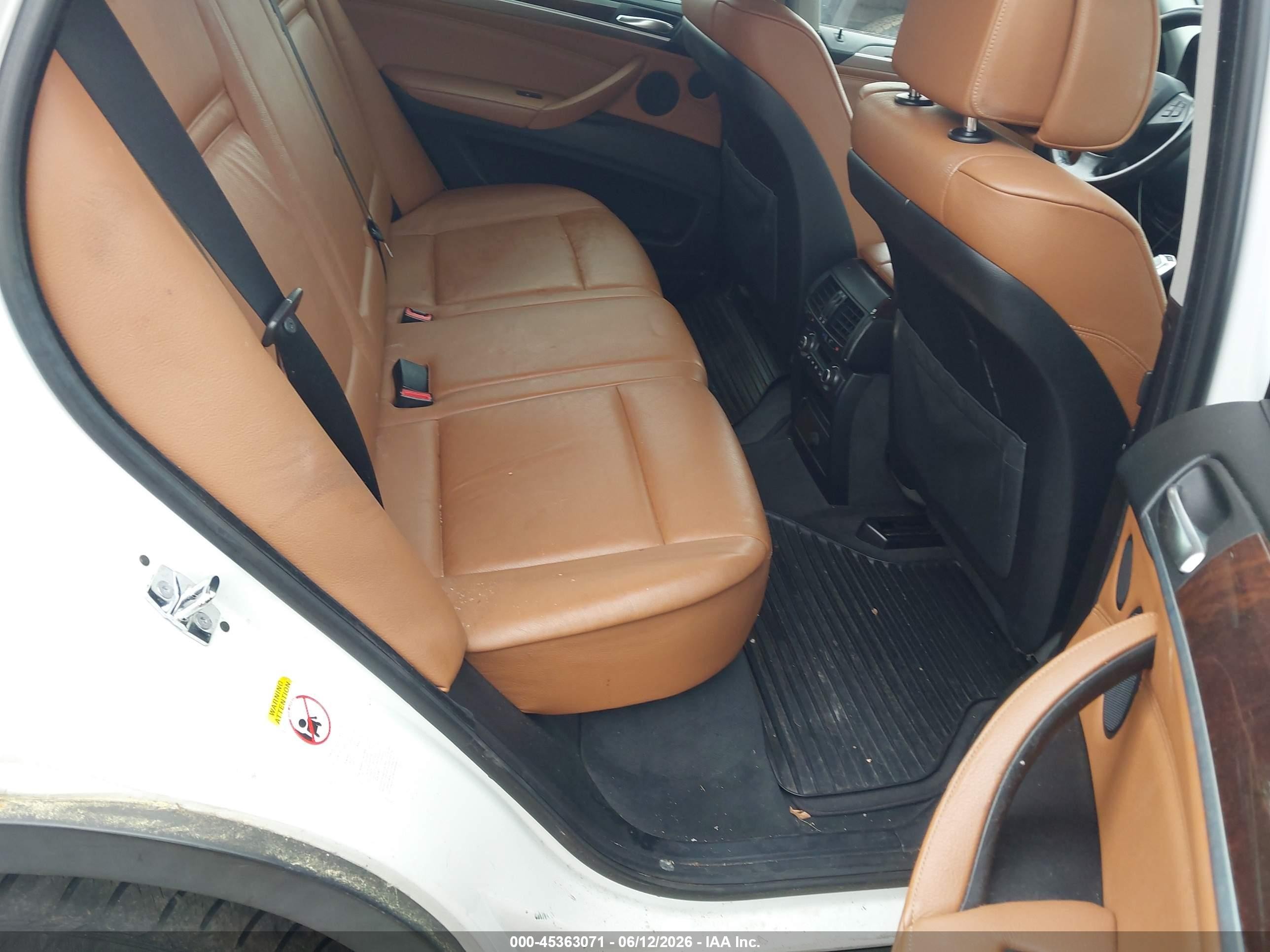 2008 Bmw X5 3.0si White vin: 5UXFE43548L022330