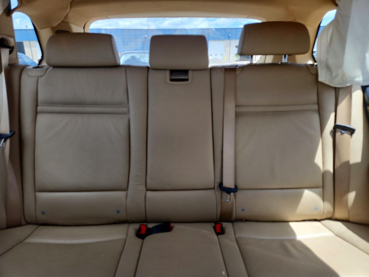 2009 Bmw X5 Xdrive30i White vin: 5UXFE43549L037377