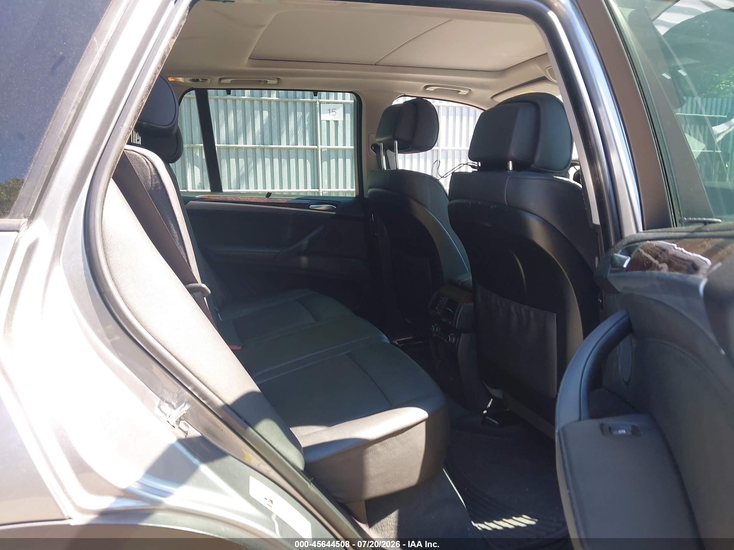 2009 Bmw X5 Xdrive30i Серый vin: 5UXFE43549L269428