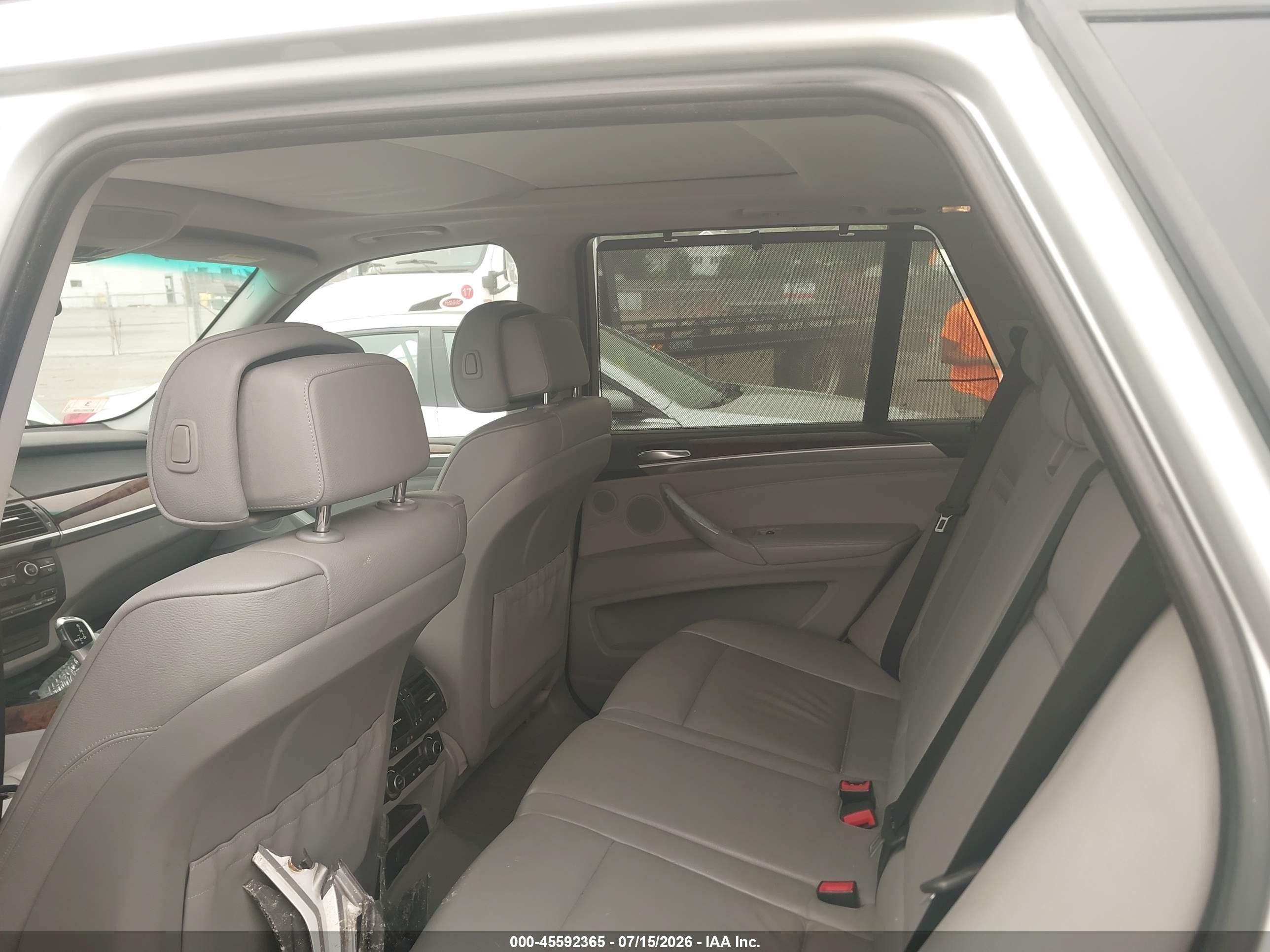 2008 Bmw X5 3.0si White vin: 5UXFE43578L033967