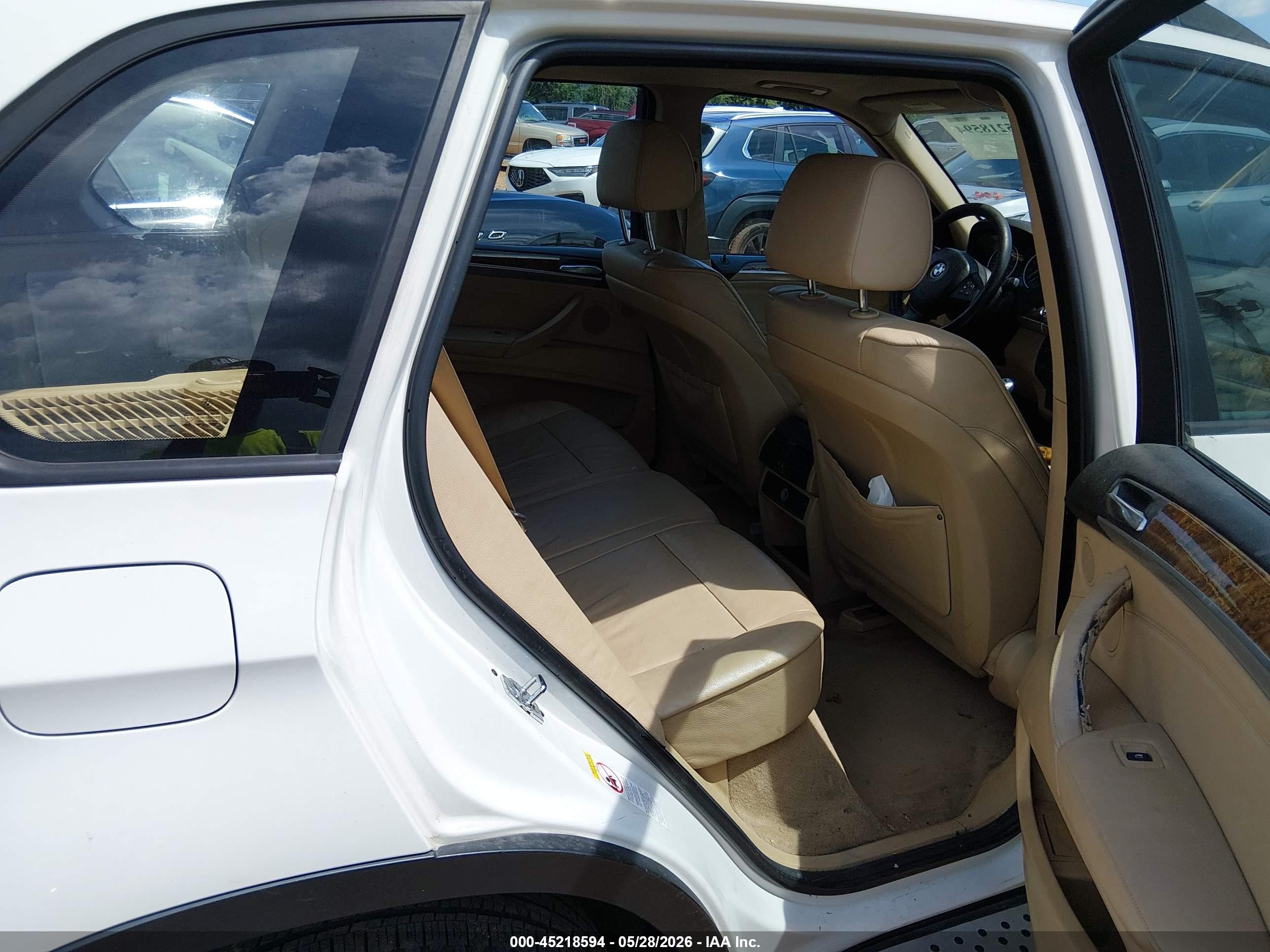 2007 Bmw X5 3.0si White vin: 5UXFE43587L014729