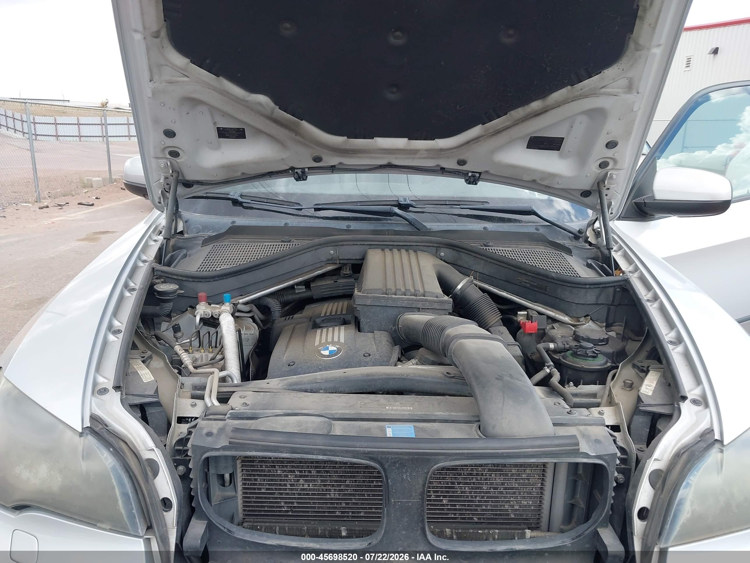 2008 Bmw X5 3.0si Серебряный vin: 5UXFE43598L006804