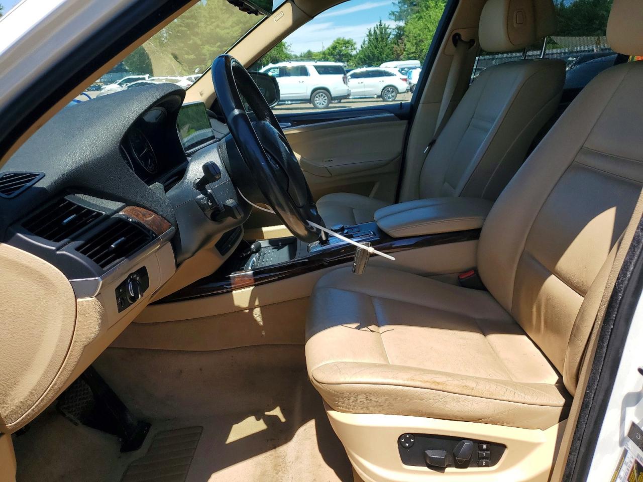 2009 Bmw X5 Xdrive30i White vin: 5UXFE43599L262457