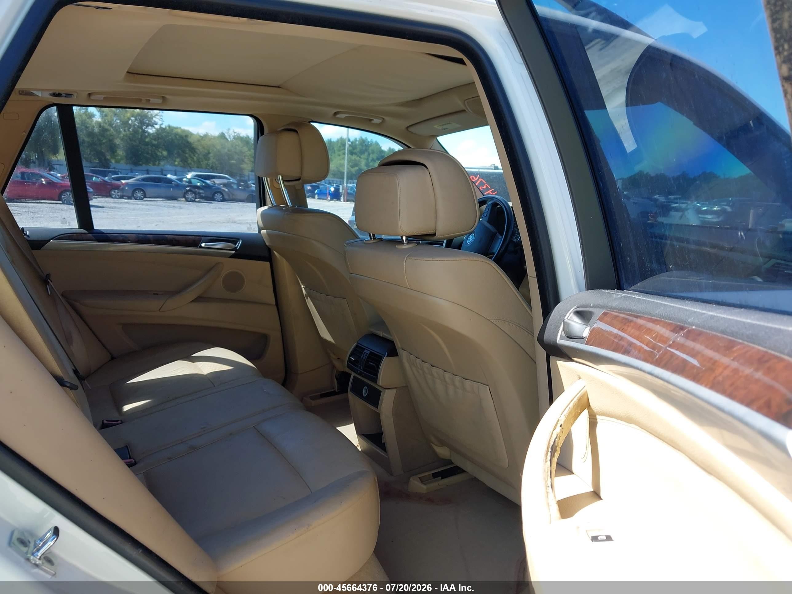 2009 Bmw X5 Xdrive30i Белый vin: 5UXFE435X9L267795