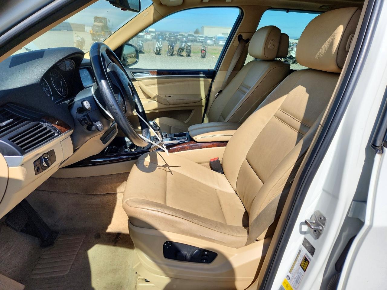 2010 Bmw X5 Xdrive30i Белый vin: 5UXFE4C50AL381941