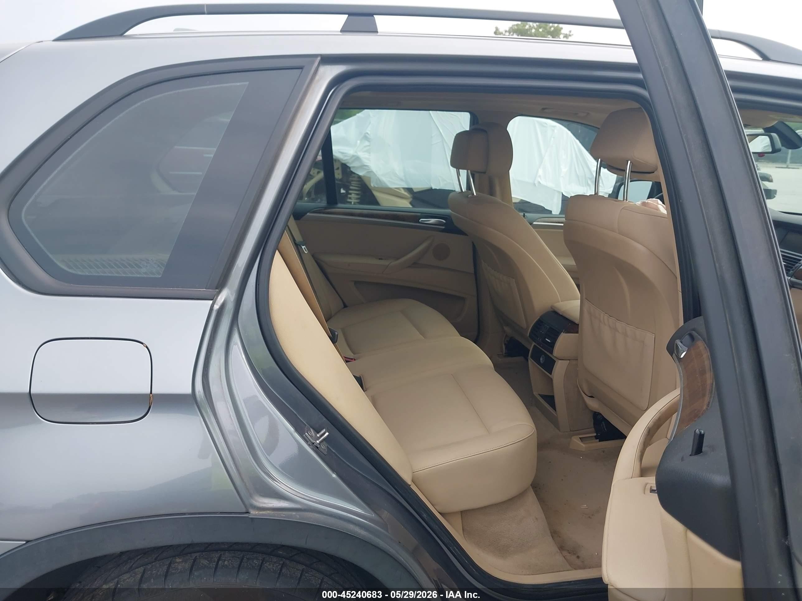 2010 Bmw X5 Xdrive30i Gray vin: 5UXFE4C53AL381111