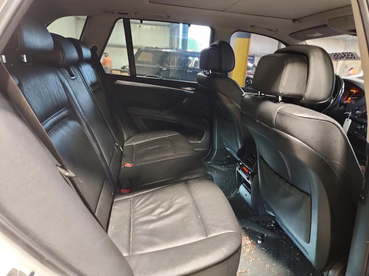 2010 Bmw X5 Xdrive30i Белый vin: 5UXFE4C53AL385109