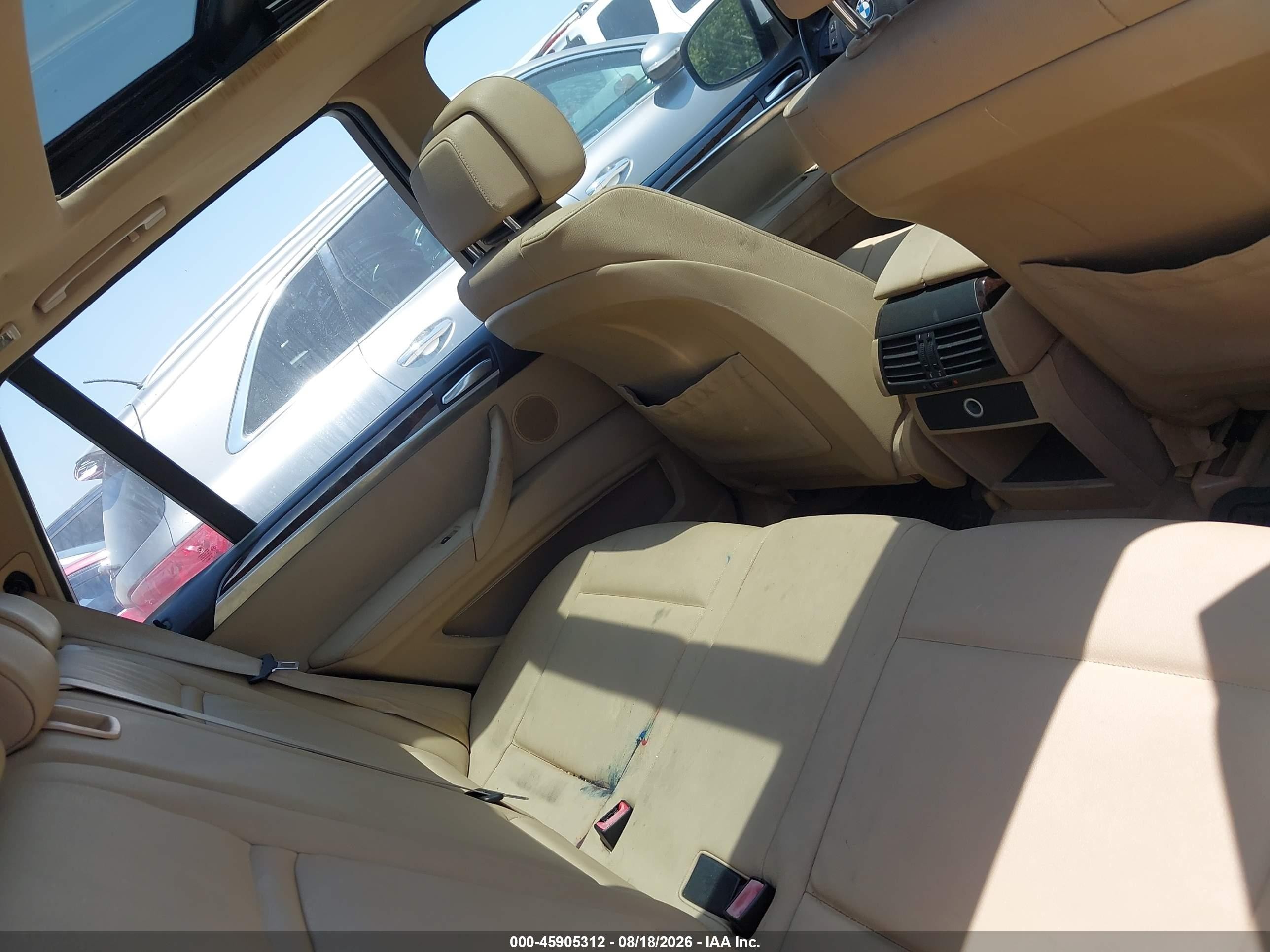 2010 Bmw X5 Xdrive30i Белый vin: 5UXFE4C54AL382736