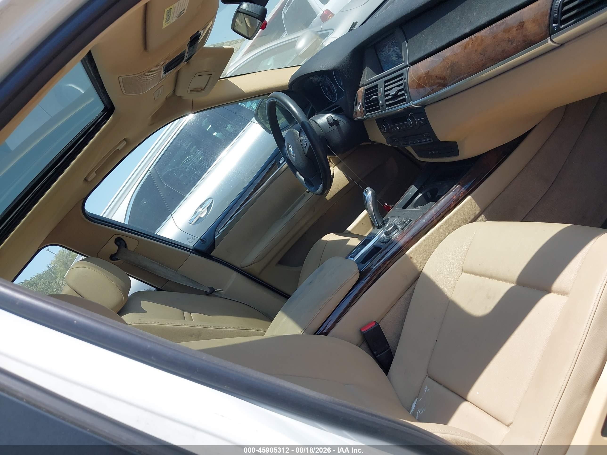 2010 Bmw X5 Xdrive30i Белый vin: 5UXFE4C54AL382736