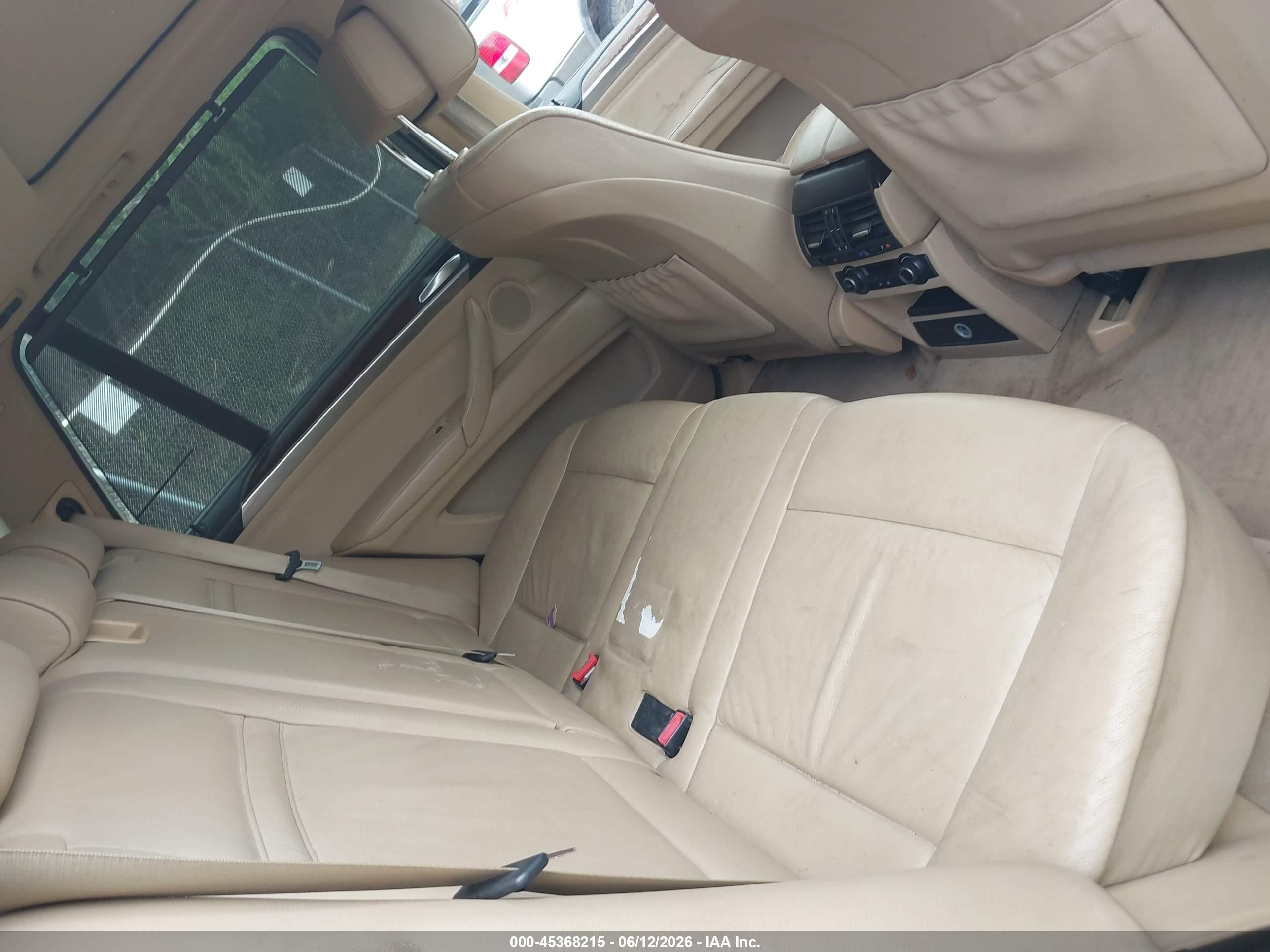 2010 Bmw X5 Xdrive30i Red vin: 5UXFE4C56AL276076