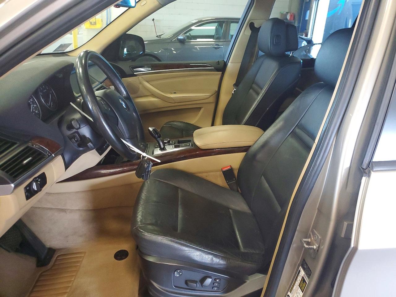 2010 Bmw X5 Xdrive30i Gold vin: 5UXFE4C58AL278850
