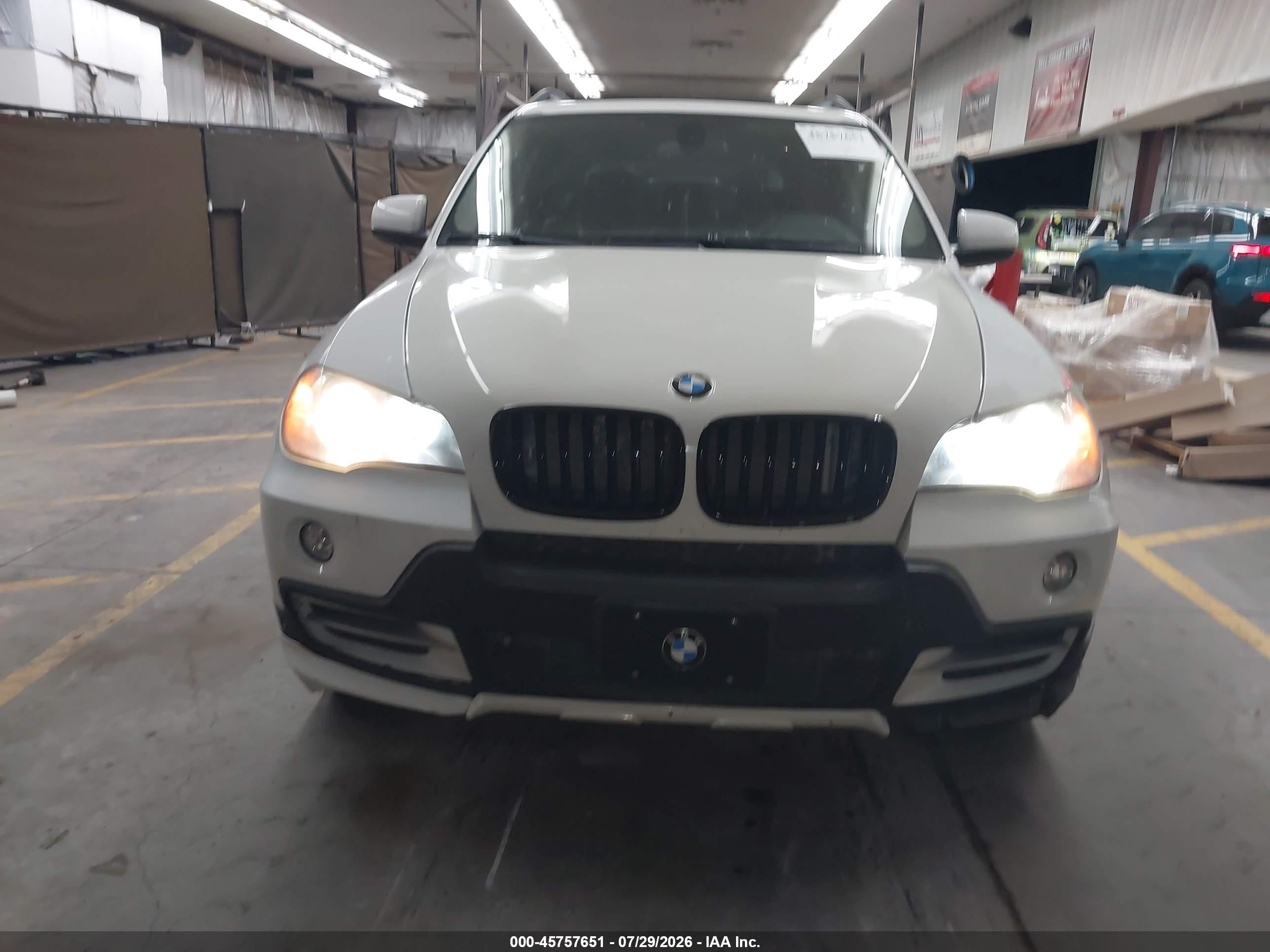 2007 Bmw X5 4.8i Белый vin: 5UXFE83517LZ38369