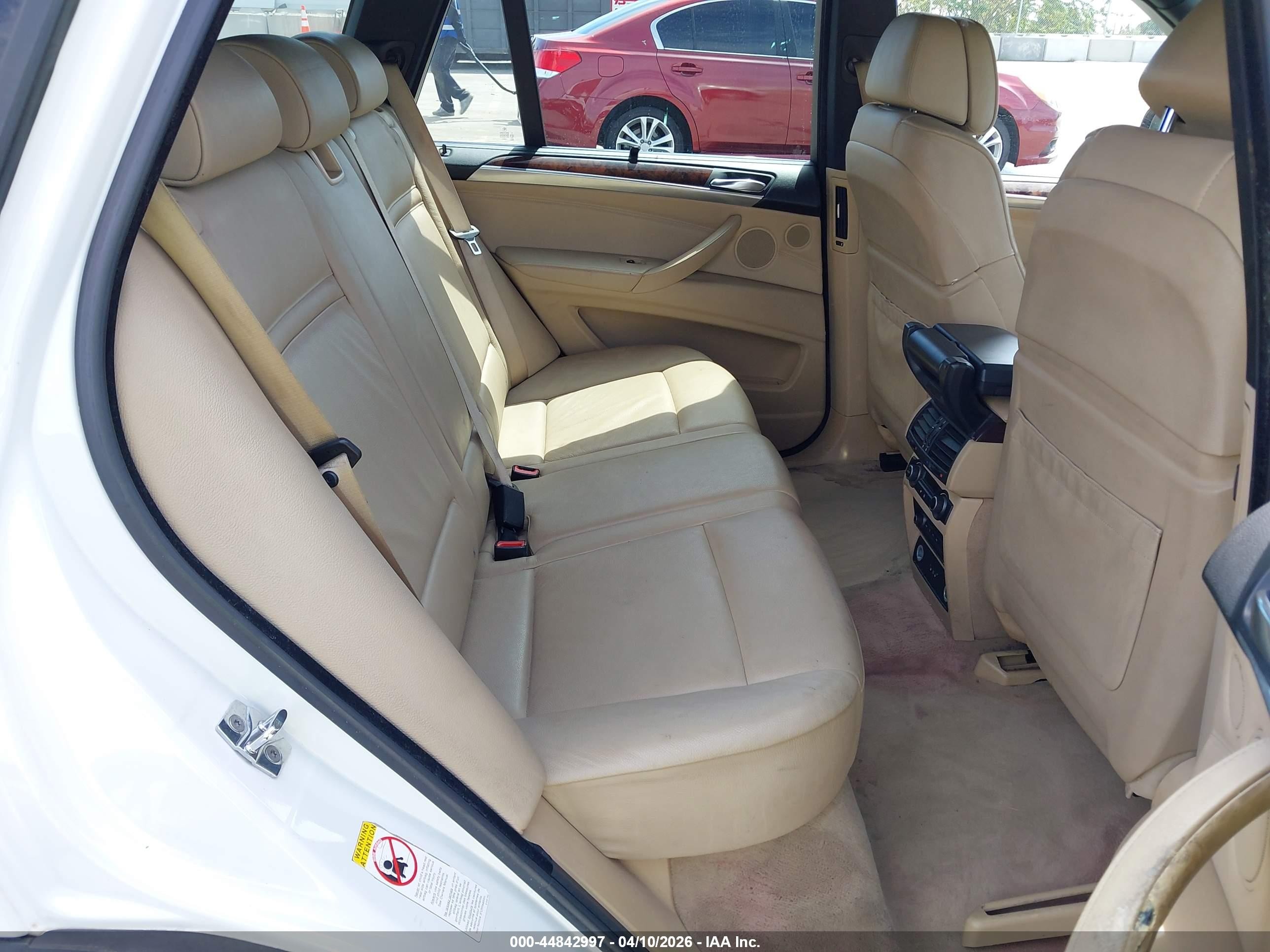 2008 Bmw X5 4.8i White vin: 5UXFE83528L166966