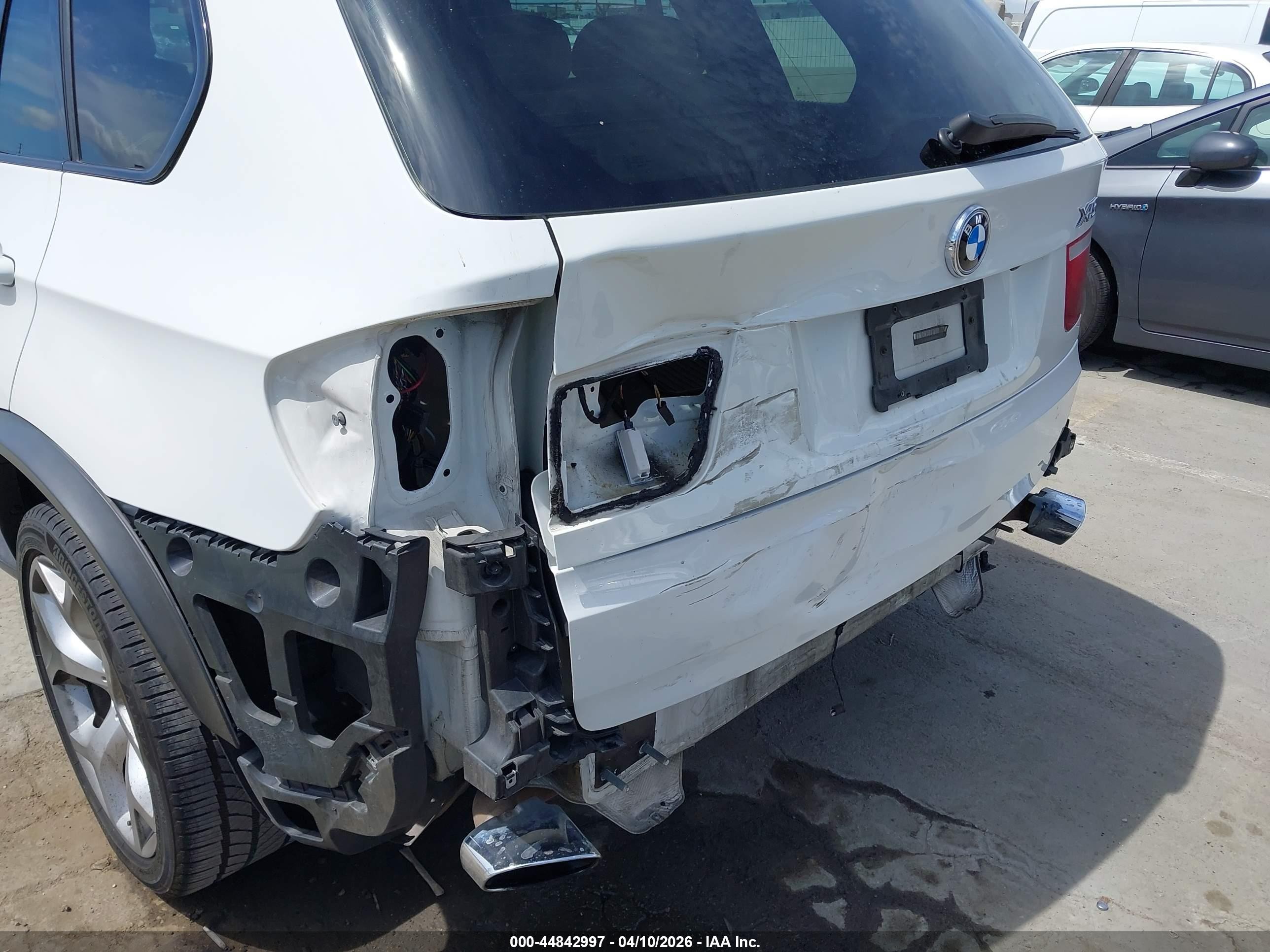 2008 Bmw X5 4.8i White vin: 5UXFE83528L166966