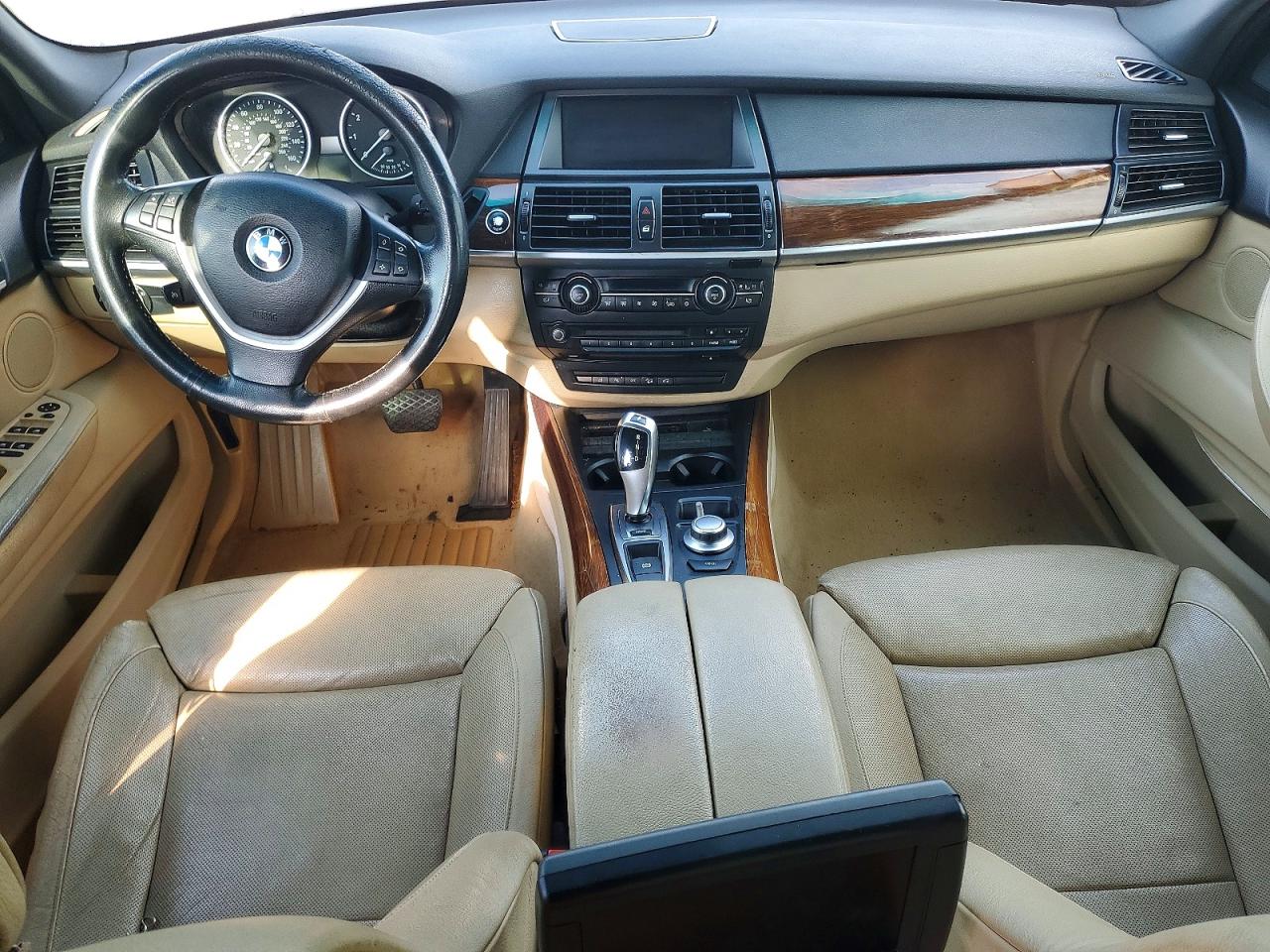 2007 Bmw X5 4.8i White vin: 5UXFE83537LZ44271