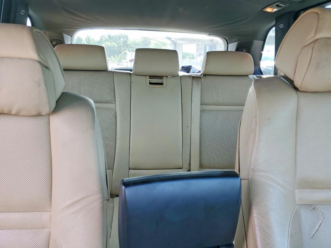 2007 Bmw X5 4.8i White vin: 5UXFE83537LZ44271