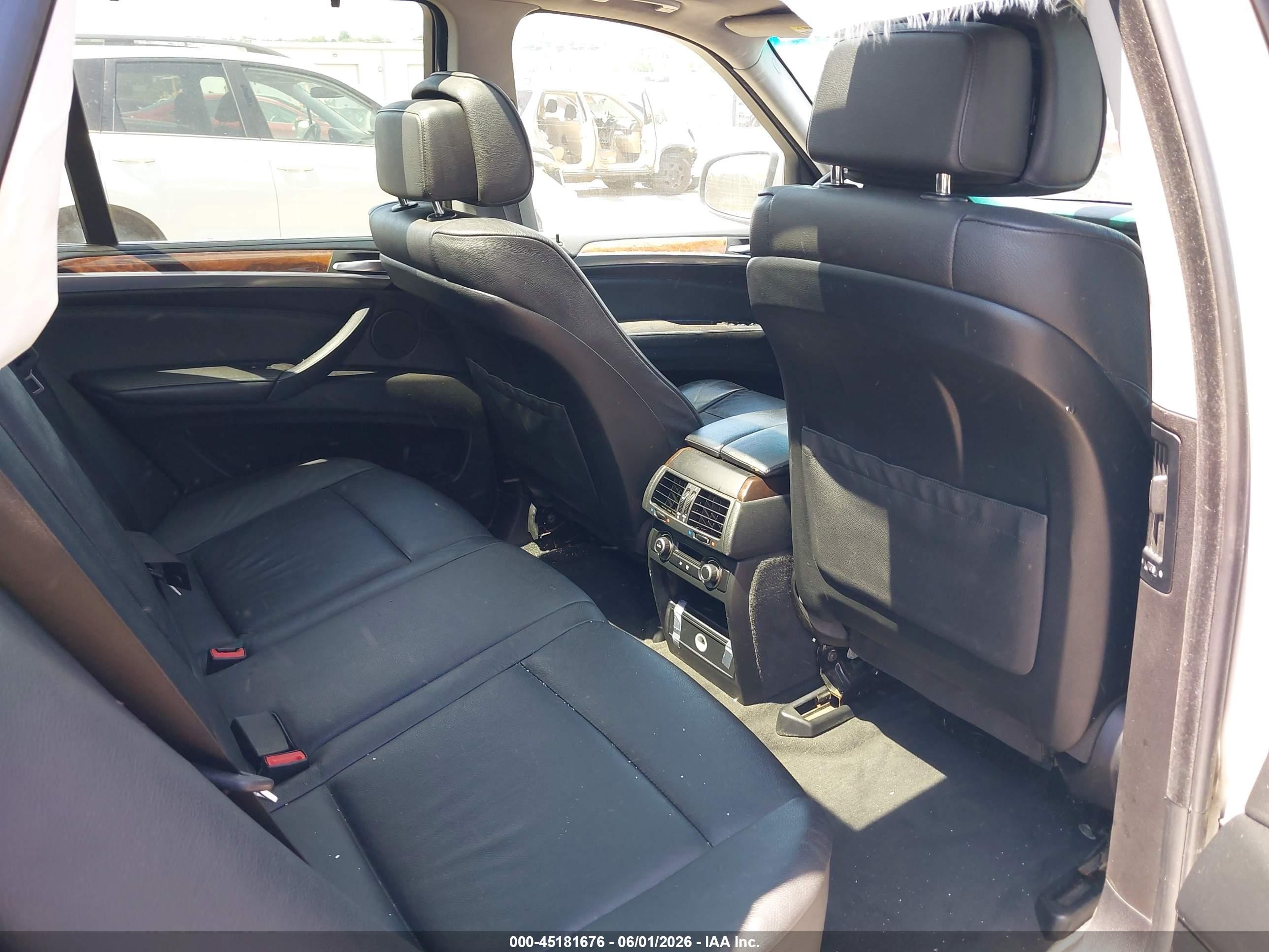 2008 Bmw X5 4.8i Silver vin: 5UXFE83538L167205