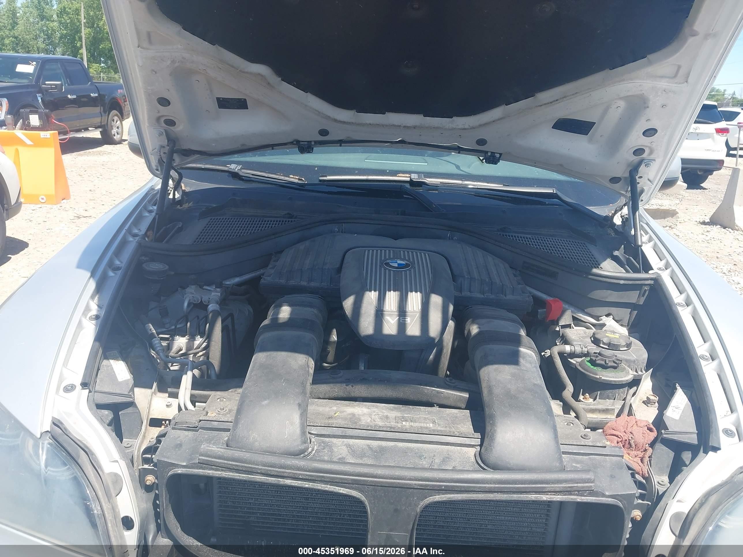 2008 Bmw X5 4.8i Silver vin: 5UXFE83548L163986