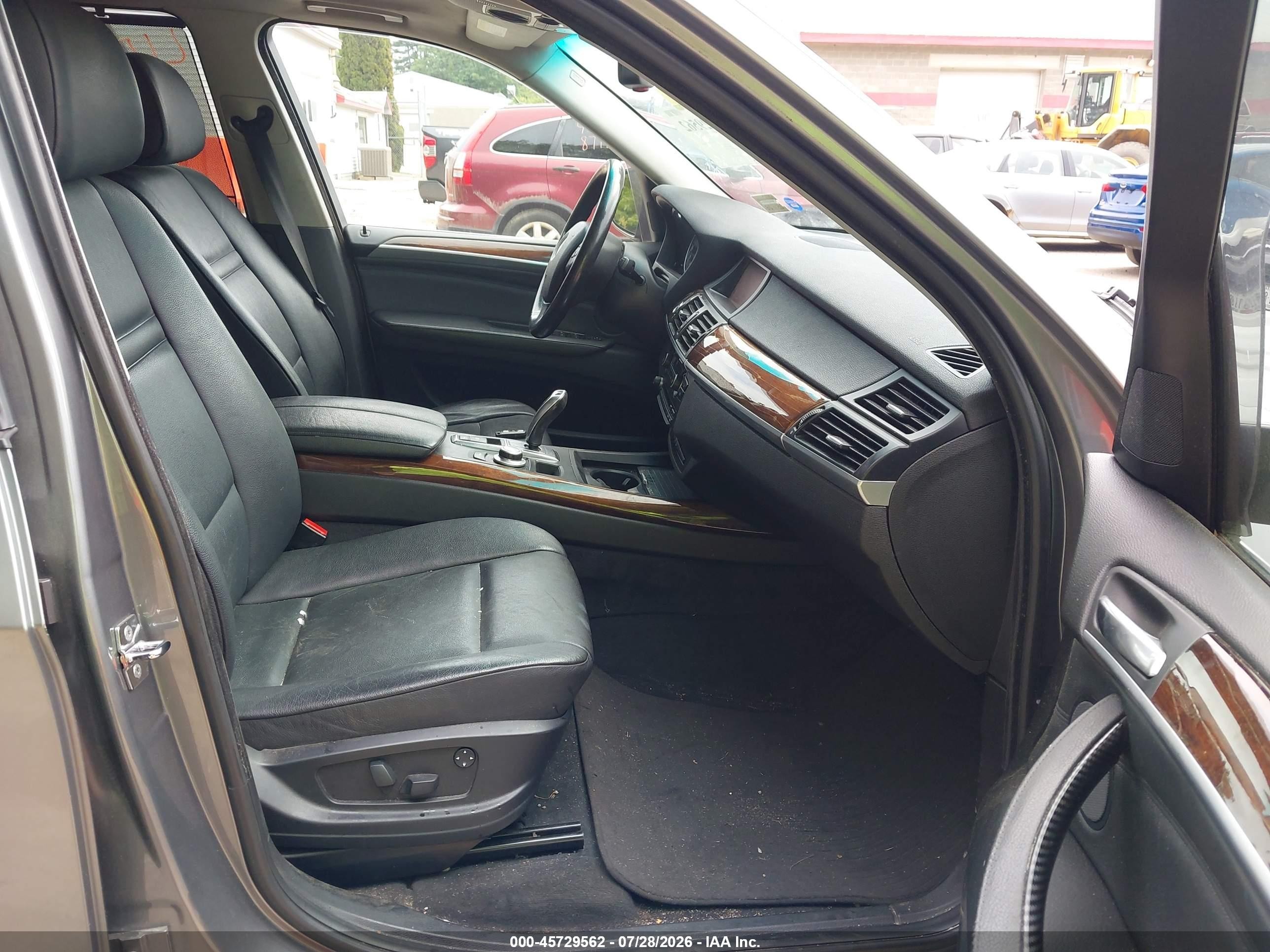2008 Bmw X5 4.8i Серый vin: 5UXFE83558L163964
