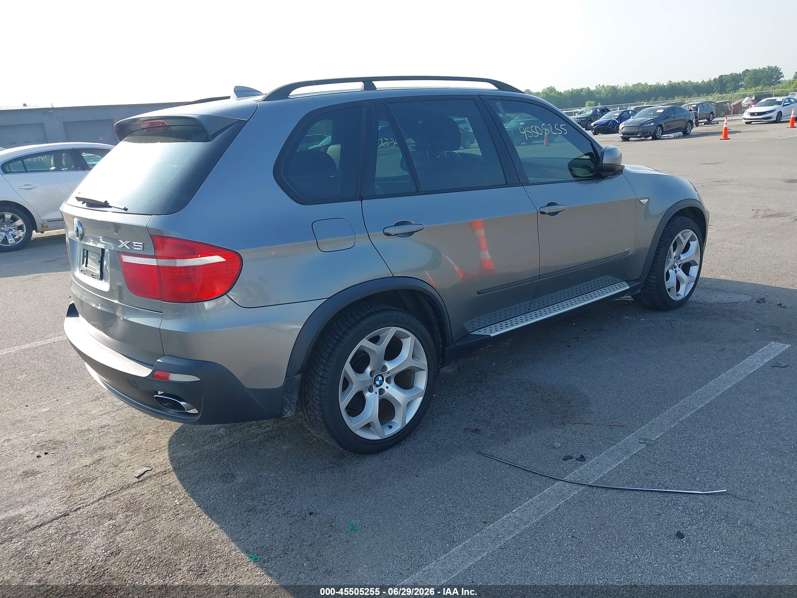 2007 Bmw X5 4.8i Серый vin: 5UXFE835X7LZ46583