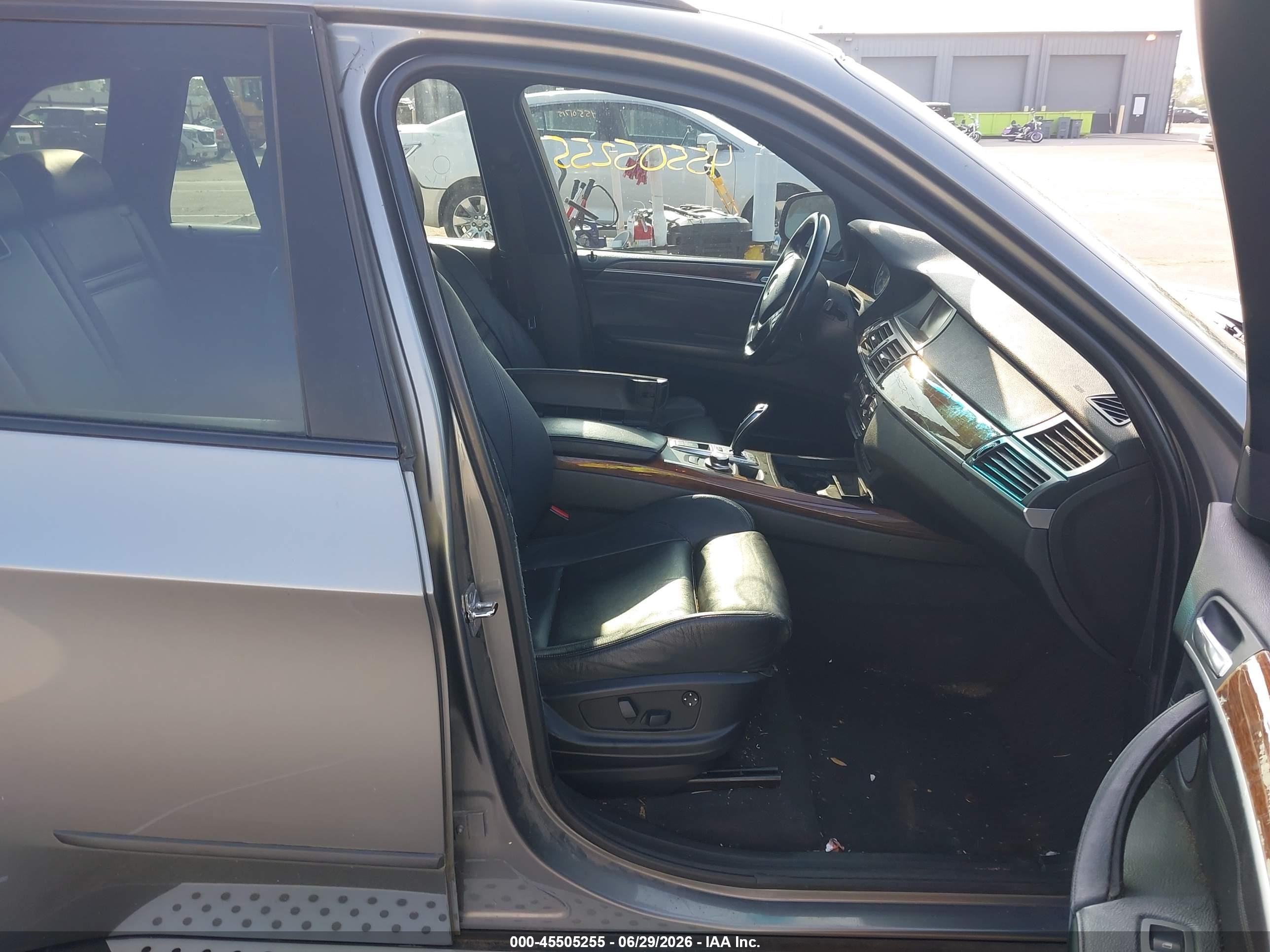 2007 Bmw X5 4.8i Серый vin: 5UXFE835X7LZ46583