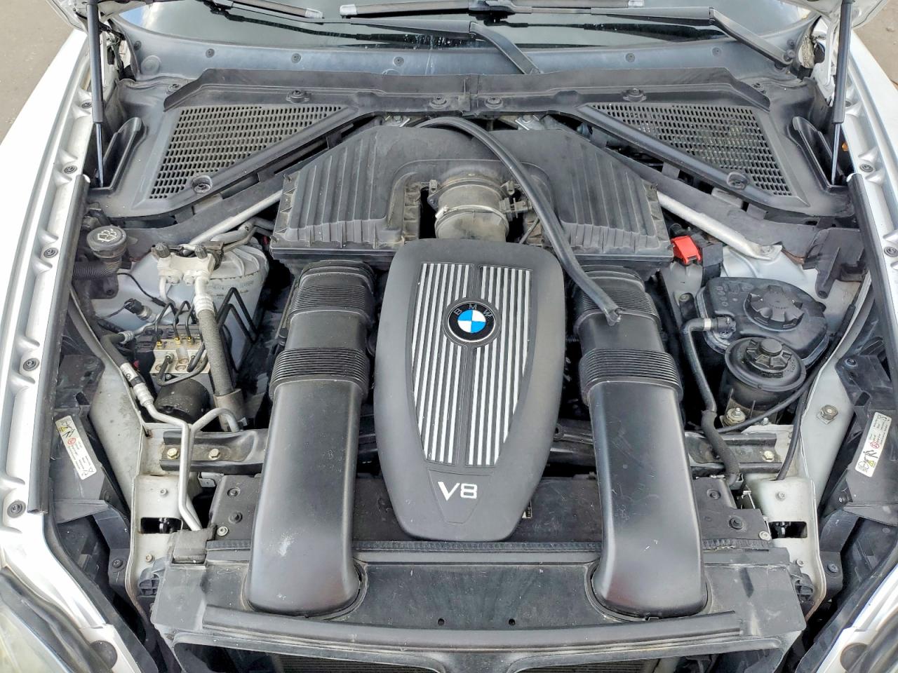 2008 Bmw X5 4.8i Silver vin: 5UXFE835X8L163863