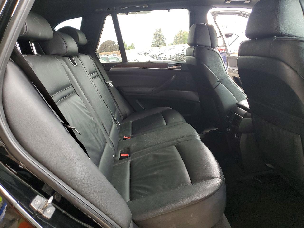 2010 Bmw X5 Xdrive48i Черный vin: 5UXFE8C51AL311291