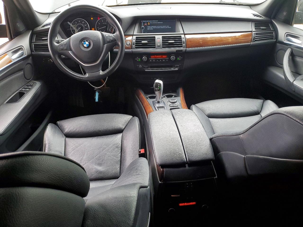 2010 Bmw X5 Xdrive48i Черный vin: 5UXFE8C51AL311291