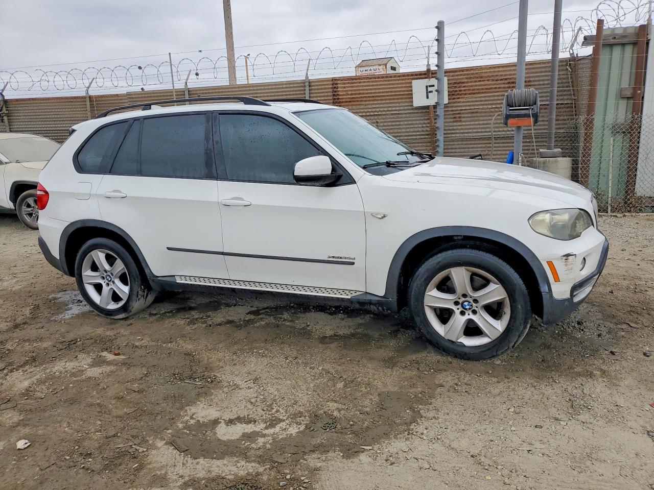 2009 Bmw X5 White vin: 5UXFF03589LJ98238