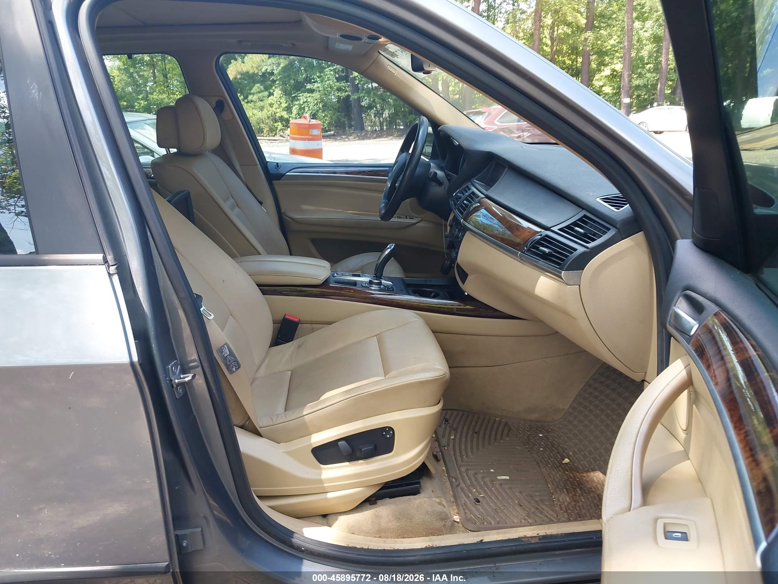 2010 Bmw X5 Xdrive35d Серый vin: 5UXFF0C55ALT75932