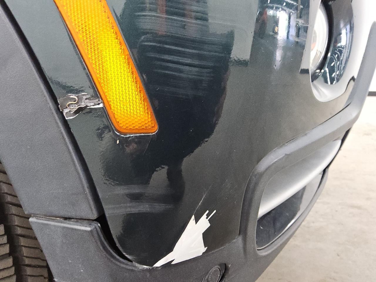 2010 Bmw X5 Xdrive35d Зеленый vin: 5UXFF0C56ALT75812 Damage: Front Bumper, Previous Repair, Substandard Repair