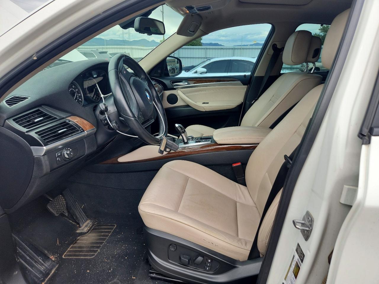2014 Bmw X6 Xdrive35i Белый vin: 5UXFG2C50E0H10548
