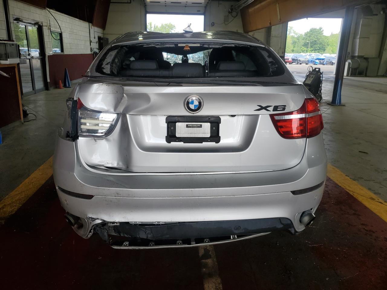 2013 Bmw X6 Xdrive35i Silver vin: 5UXFG2C51DL786662 Damage: Lift Gate, Severe Damage, Replacement Required