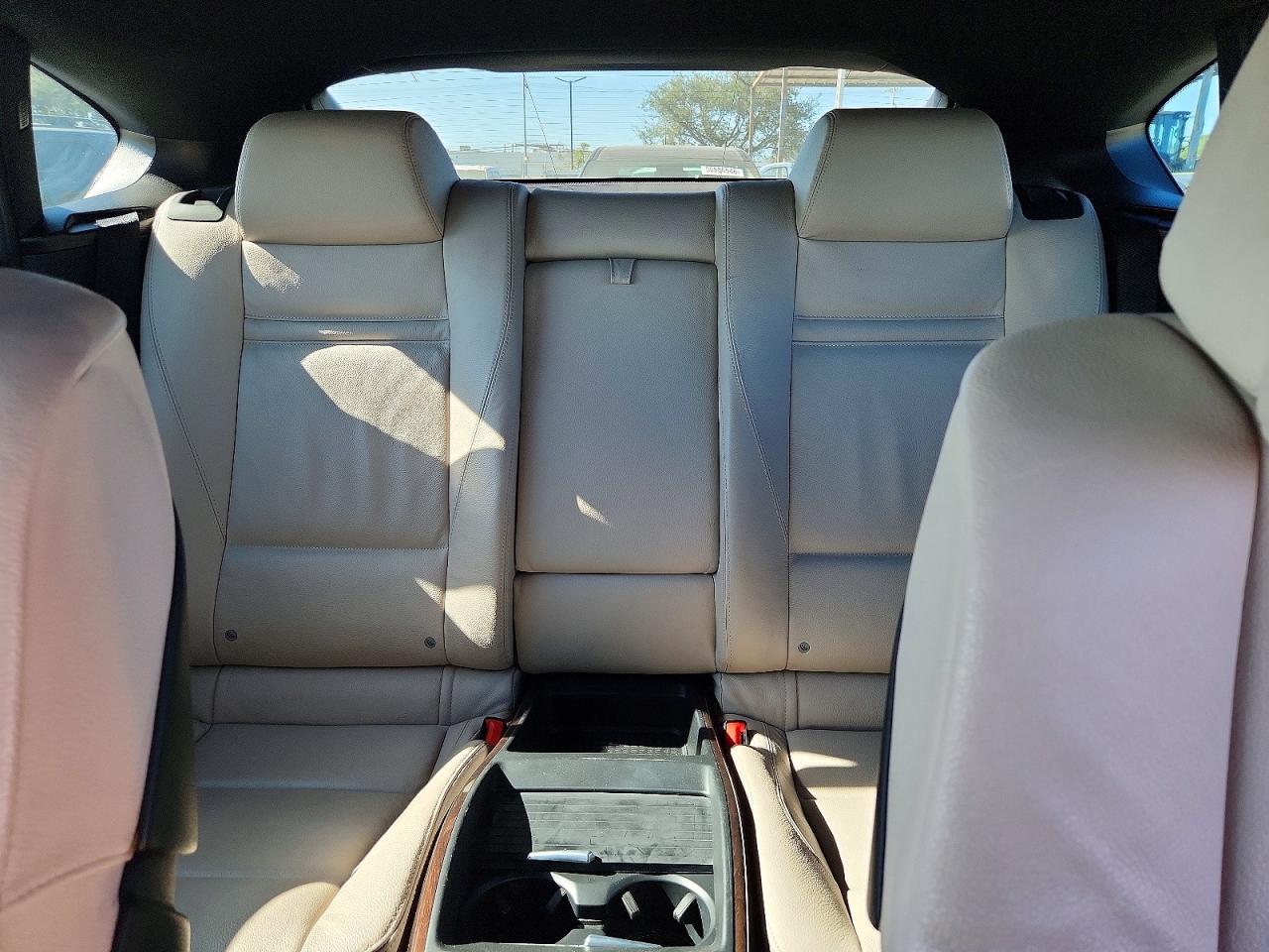 2012 Bmw X6 Xdrive35i Белый vin: 5UXFG2C54CLX09850