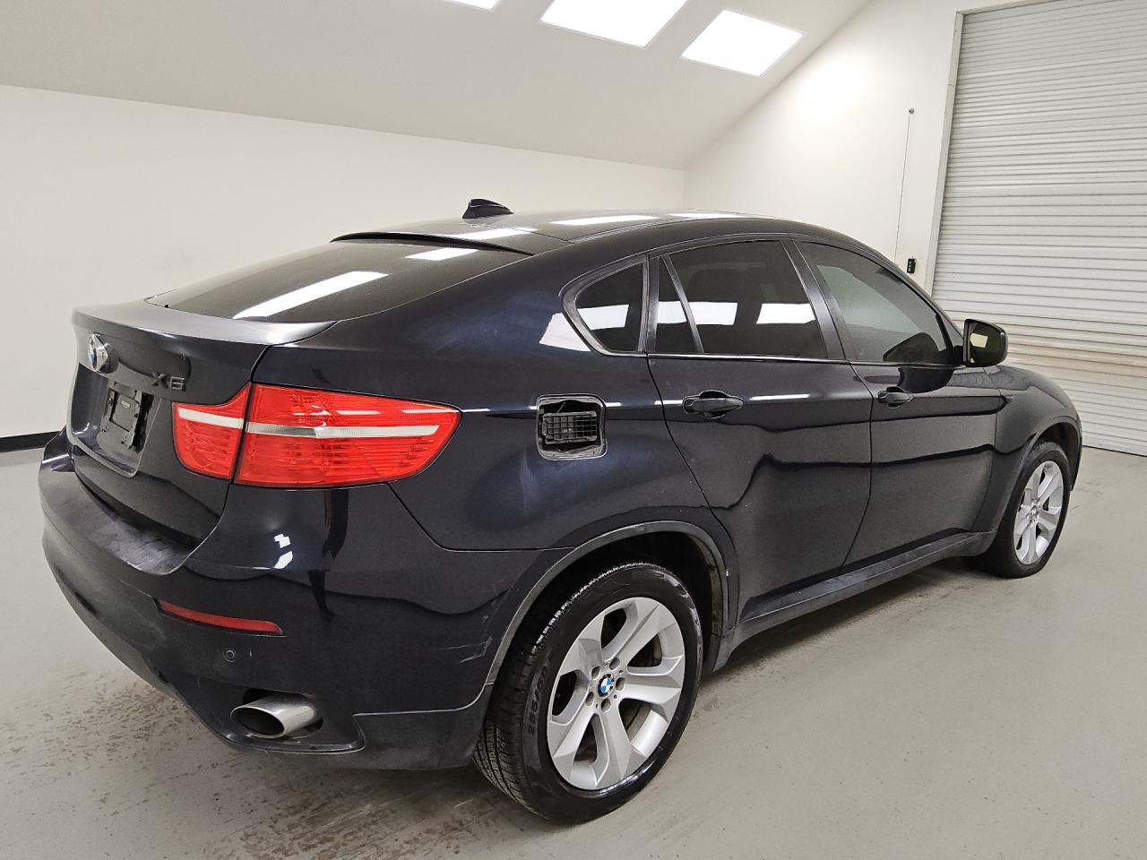 2012 Bmw X6 Xdrive35i Blue vin: 5UXFG2C58CL781053 Damage: Right Fuel Door, Missing, Replacement Required